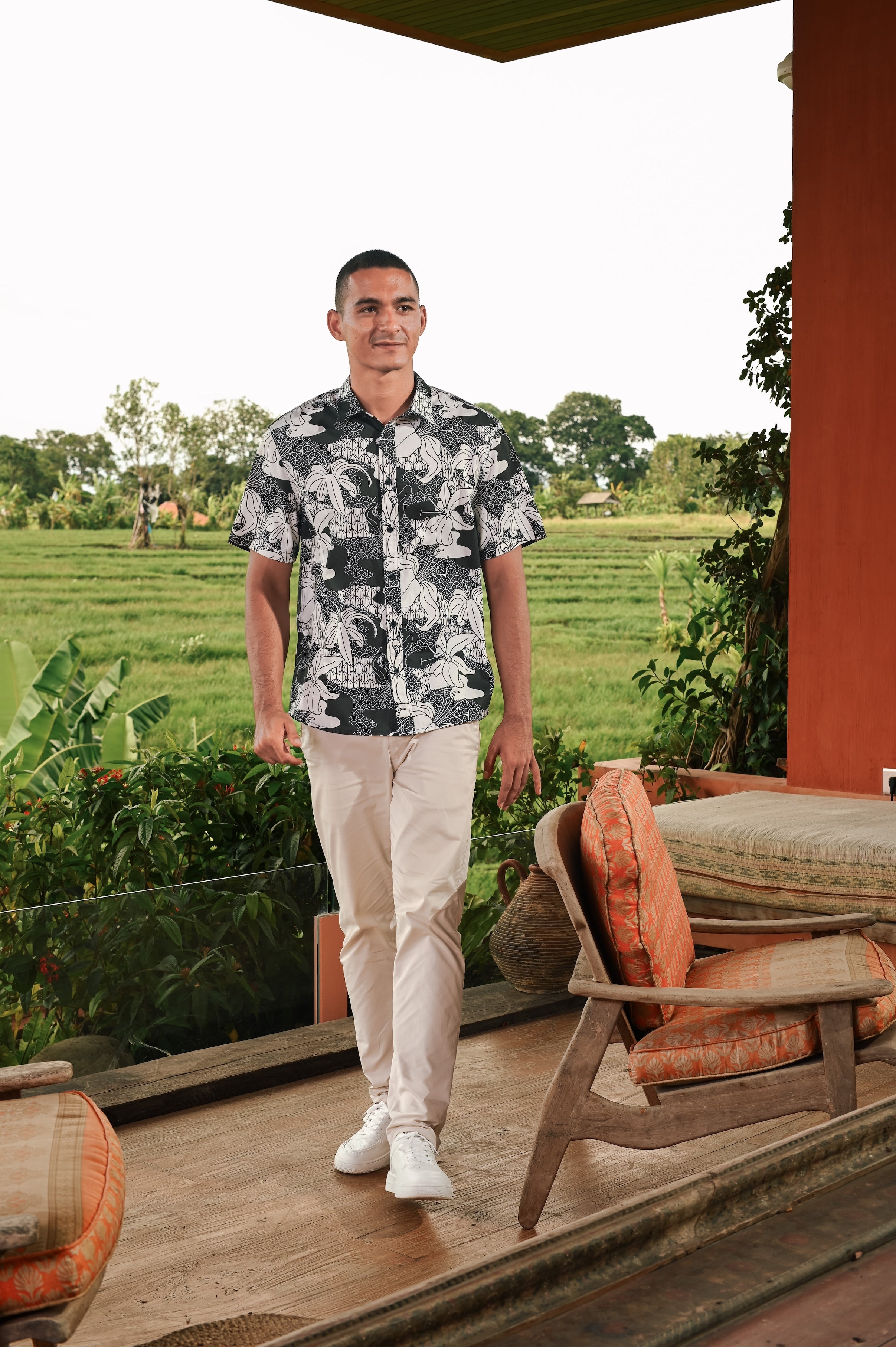 The Embun Collection Men Holiday Shirt in Black & White Banjaran Print
