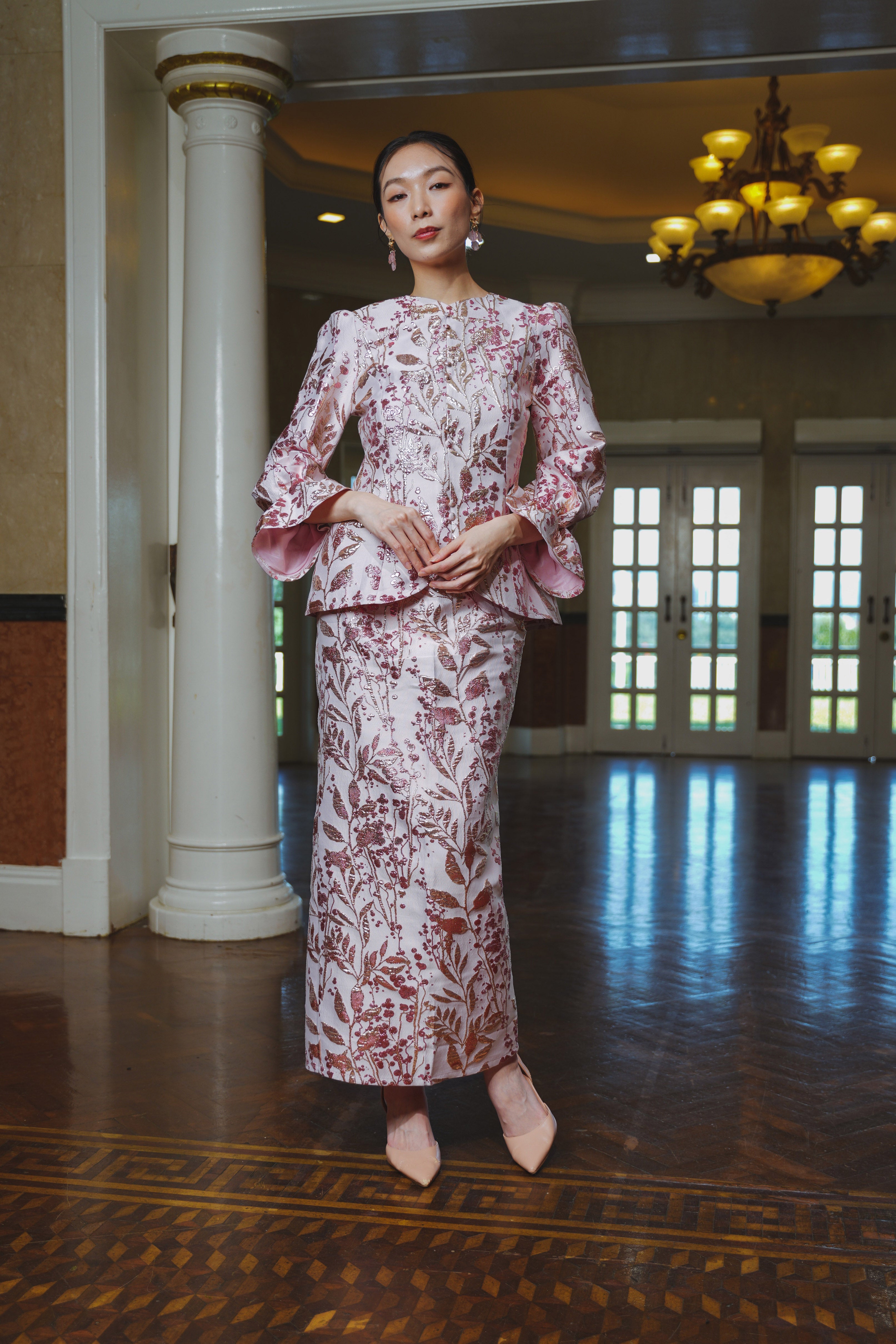 The Lumiere Collection Women Sofia Kurung Set in Brocade Rose Gold