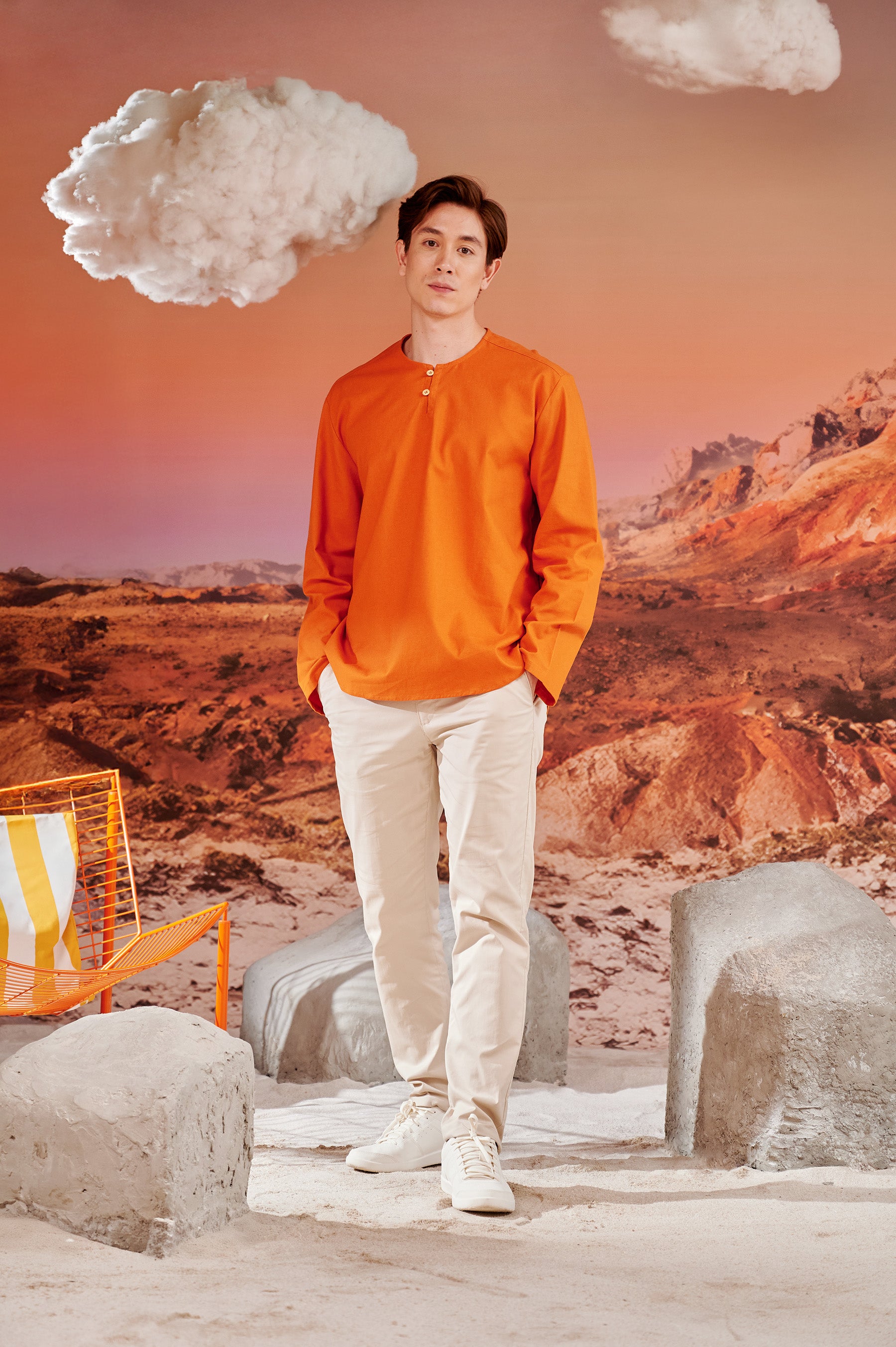 The Oasis Men Kurta Orange