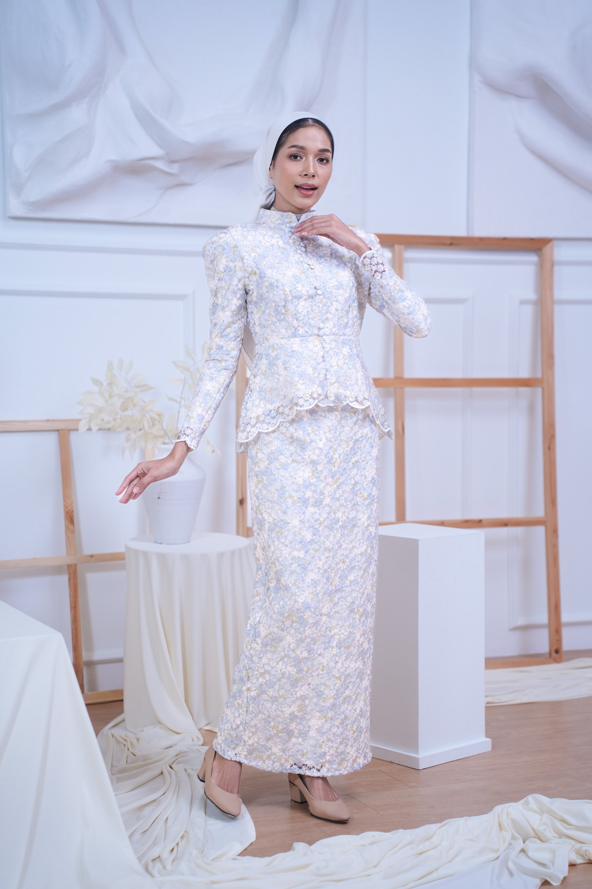 The Canvas Collection Women Alisa Kurung Set Blue Floral Lace