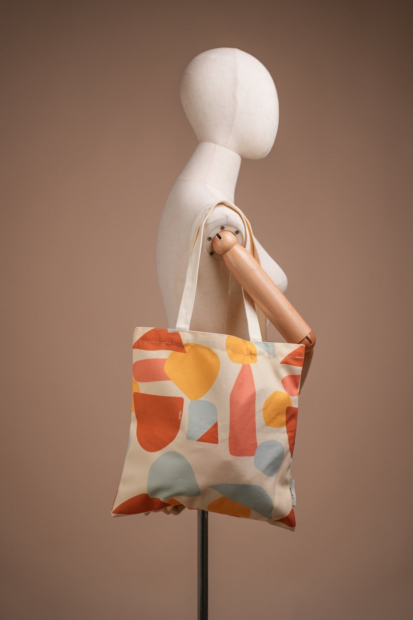 A4 Tote bag in Pebbles Print - Umbi