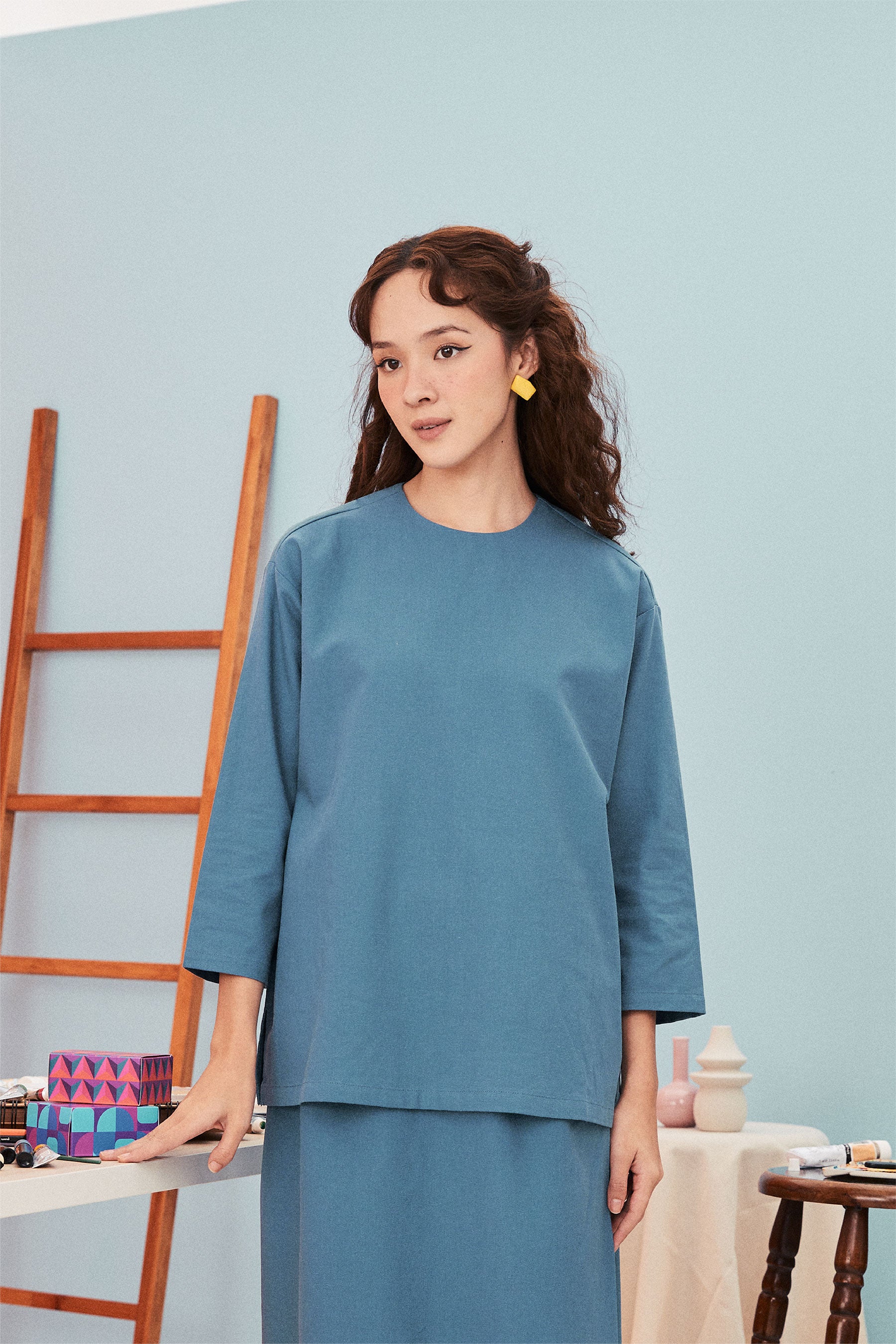 baju raya family sedondon women boxy top steel blue