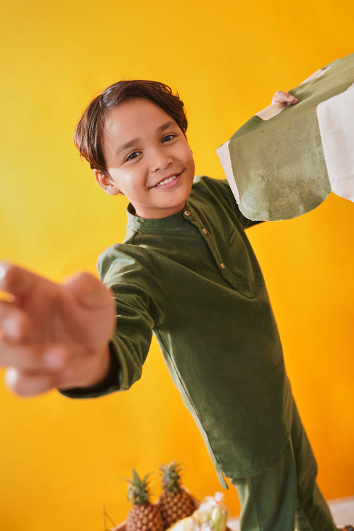 At The Market Collection Boy Baju Melayu Set Pine Green