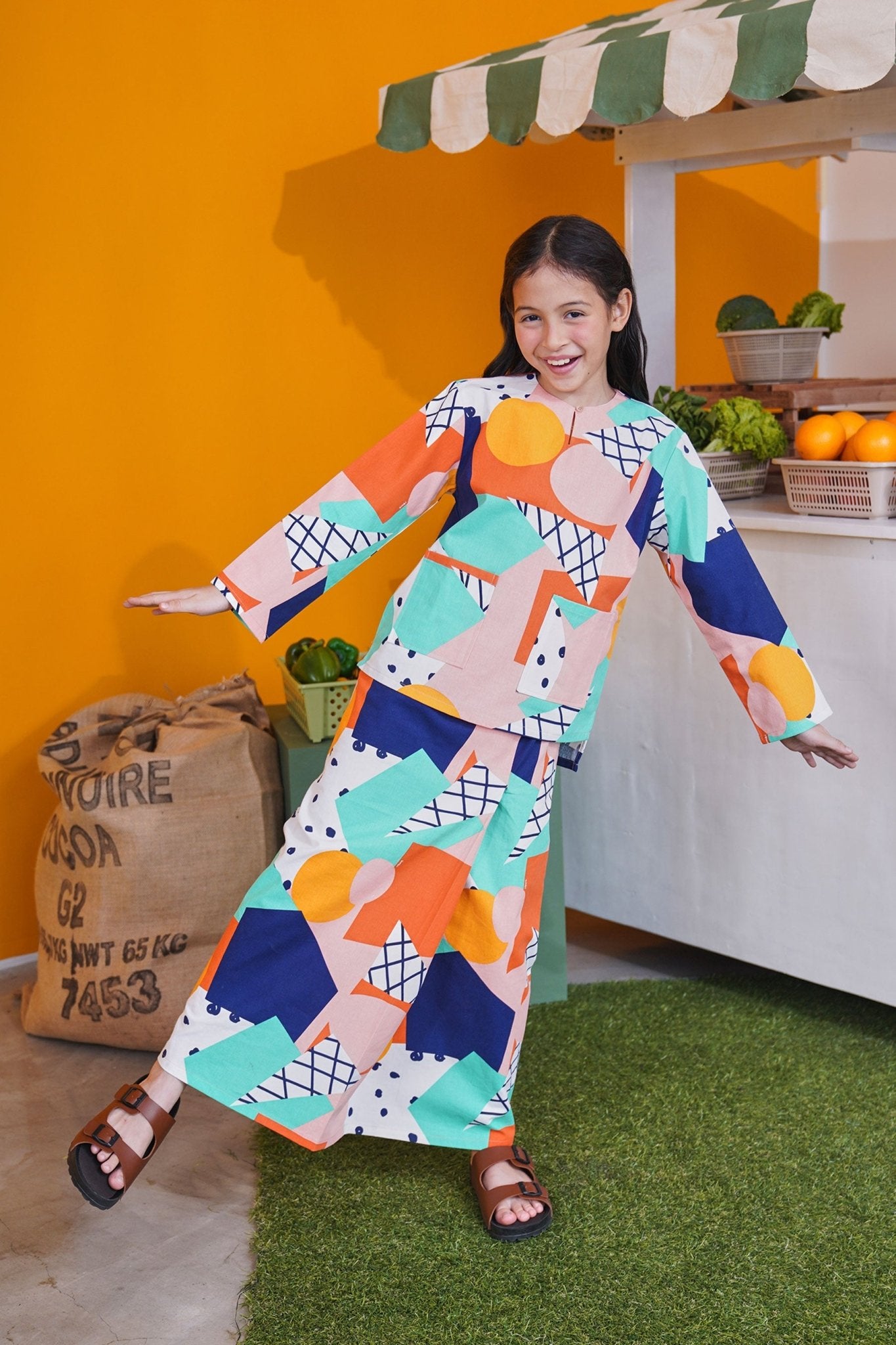 At The Market Collection Girl Classic Skirt Fruit Punch Print - Umbi
