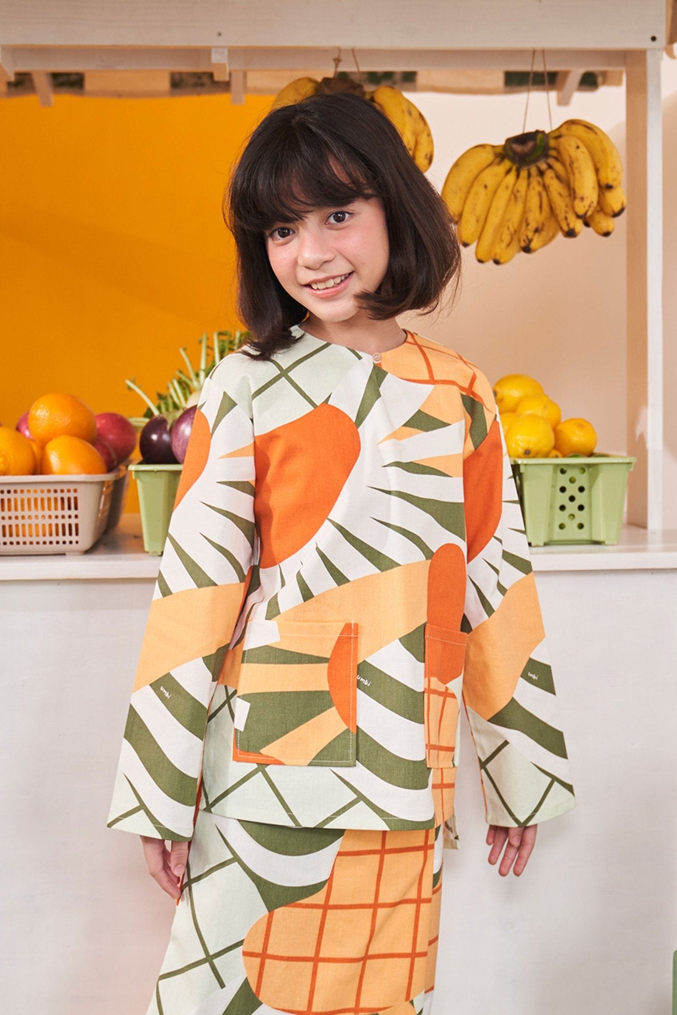 At The Market Collection Girl Kurung Top Sunflower Print - Umbi