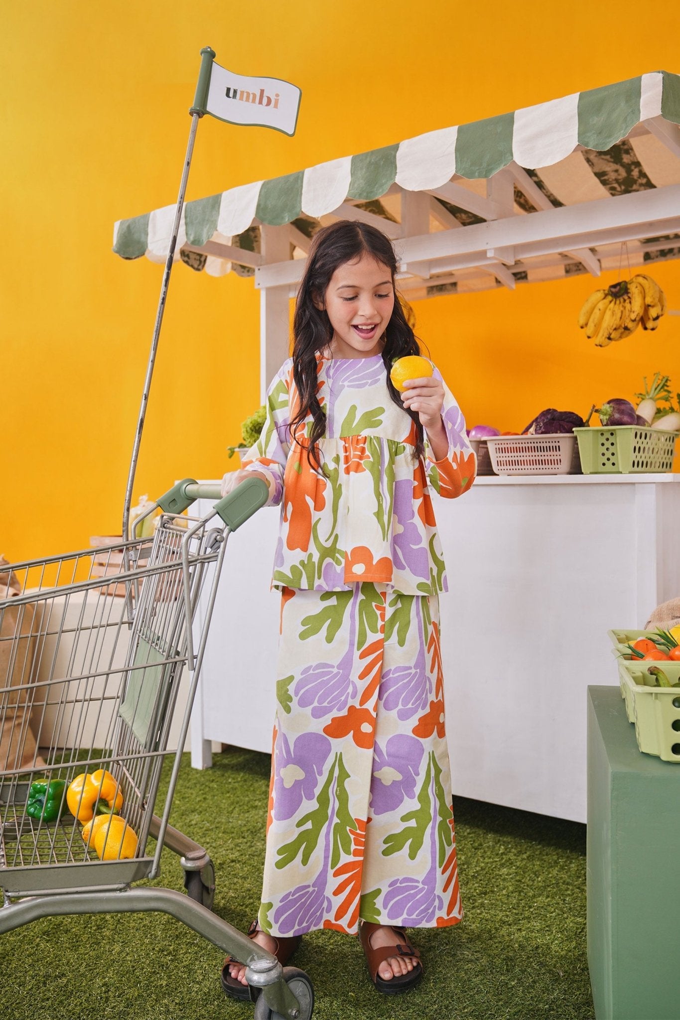 At The Market Collection Girl Ruffle Blouse Fleur Print - Umbi
