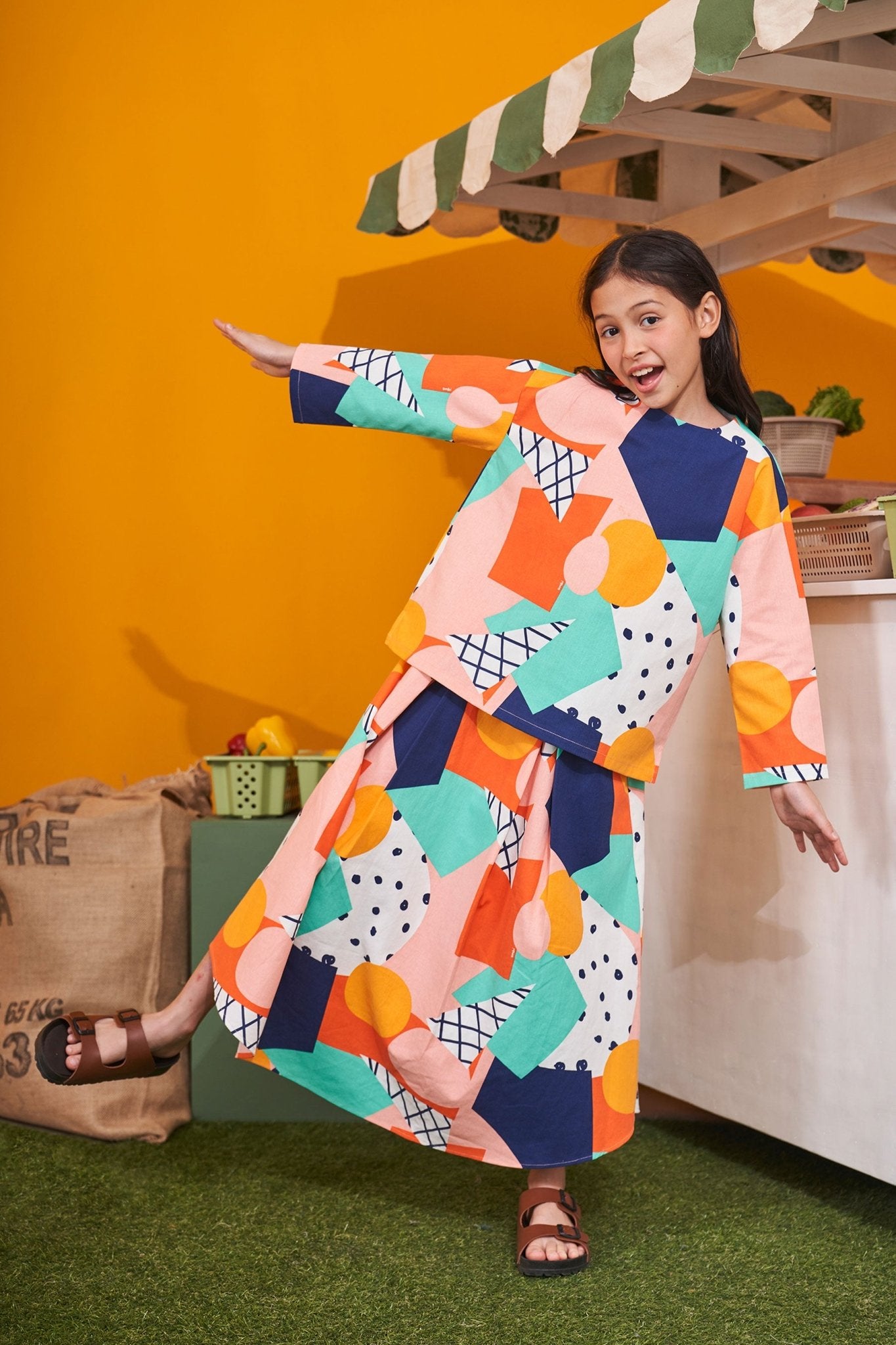 At The Market Collection Girl Teacup Skirt Fruit Punch Print - Umbi