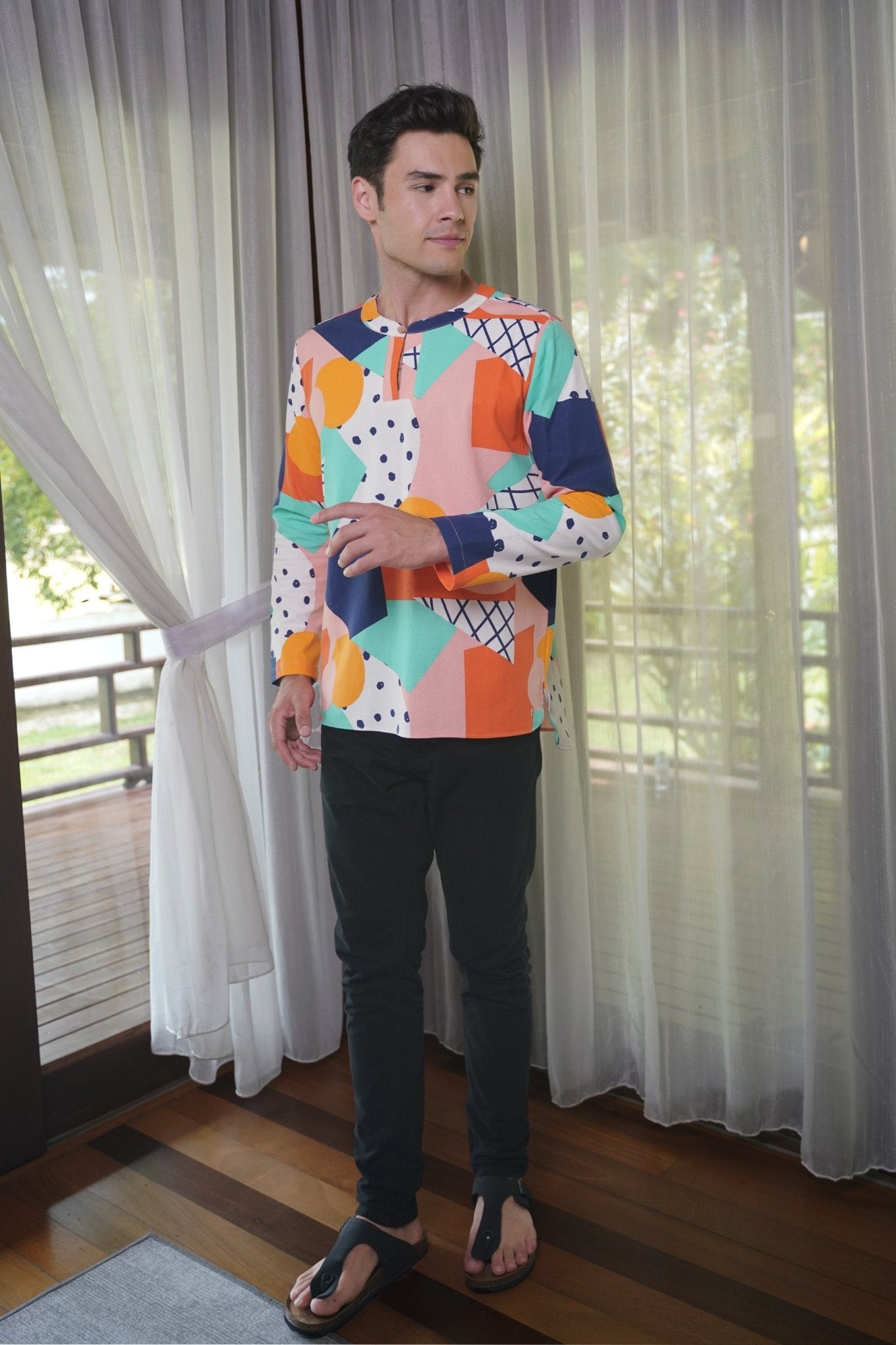 At The Market Collection Men Modern Teluk Belanga Fruit Punch Print - Umbi