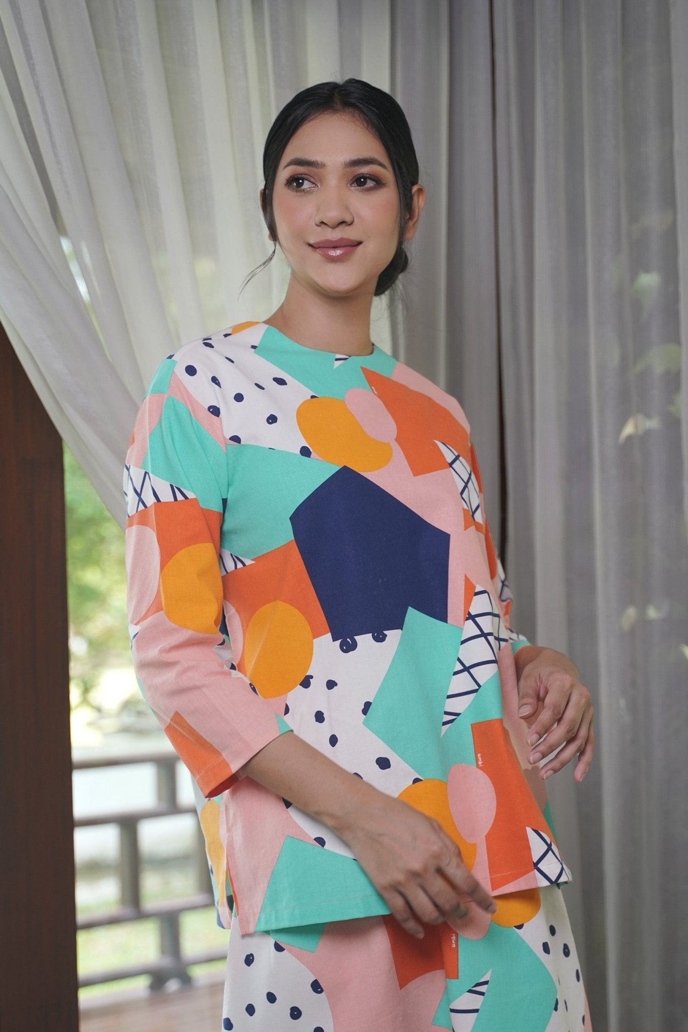 At The Market Collection Women Boxy Blouse Fruit Punch Print - Umbi