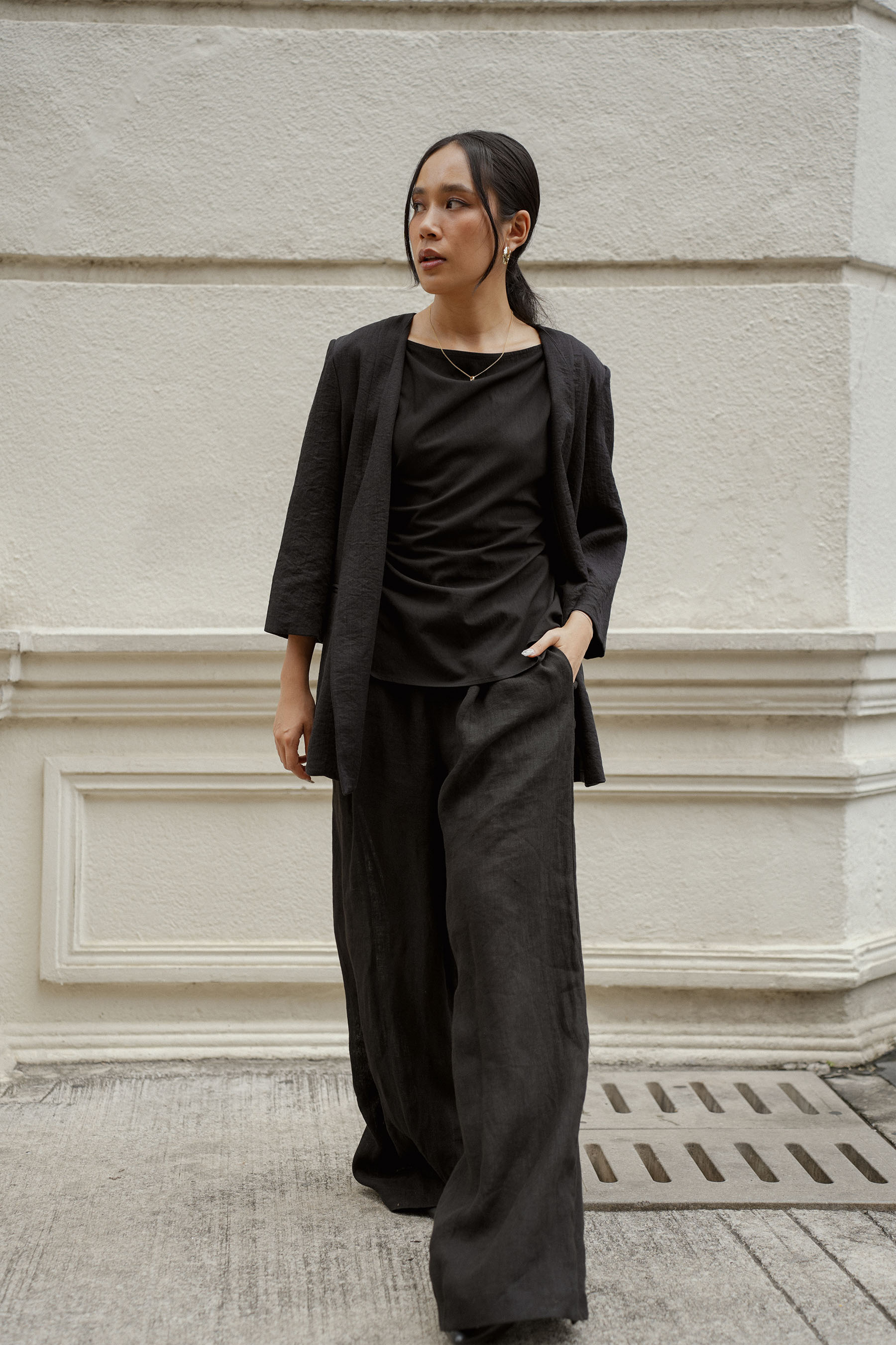 The City Breeze Linen Flare Pants Black