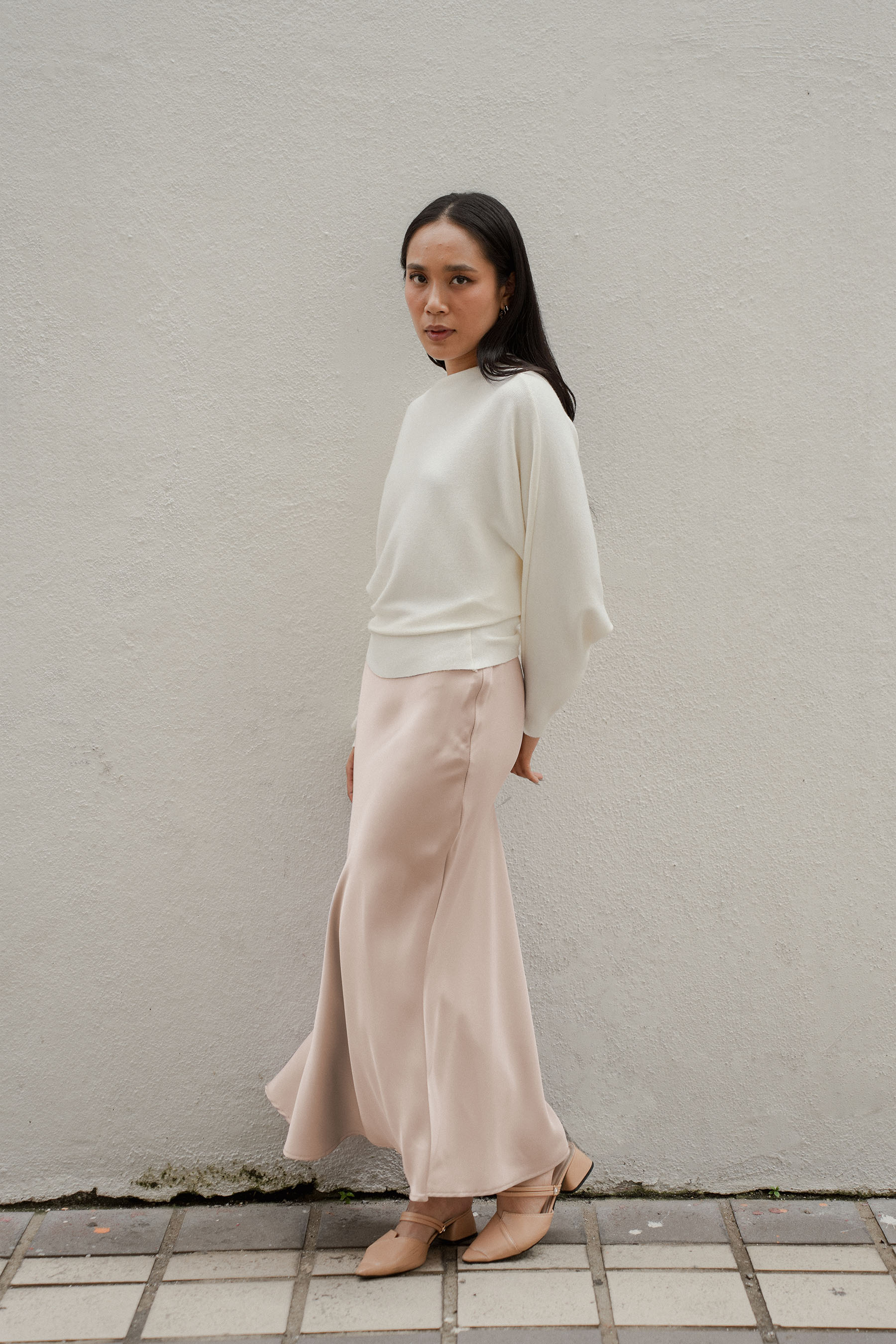 The City Breeze Satin Maxi Skirt Peach