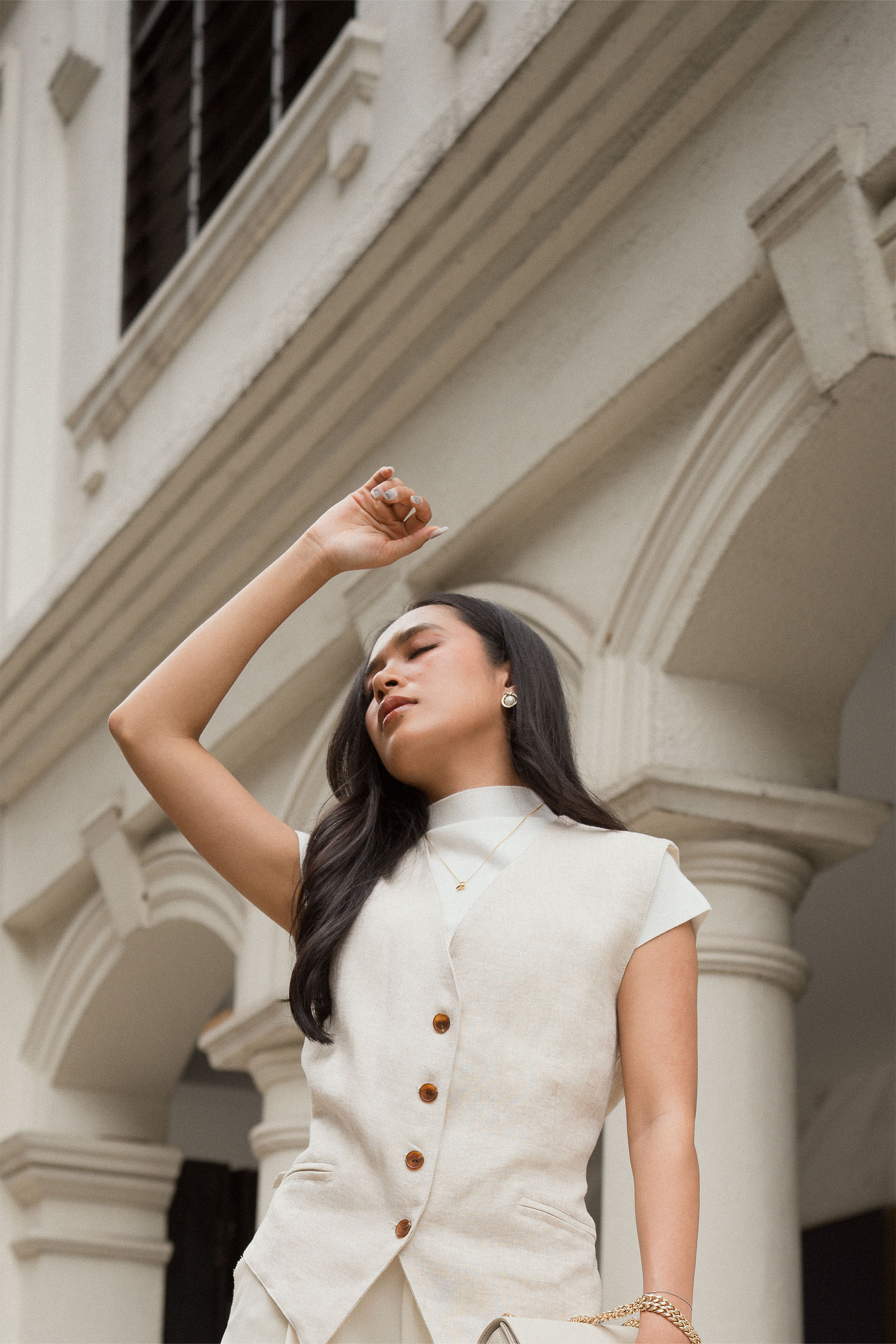 The City Breeze Women Vest Beige