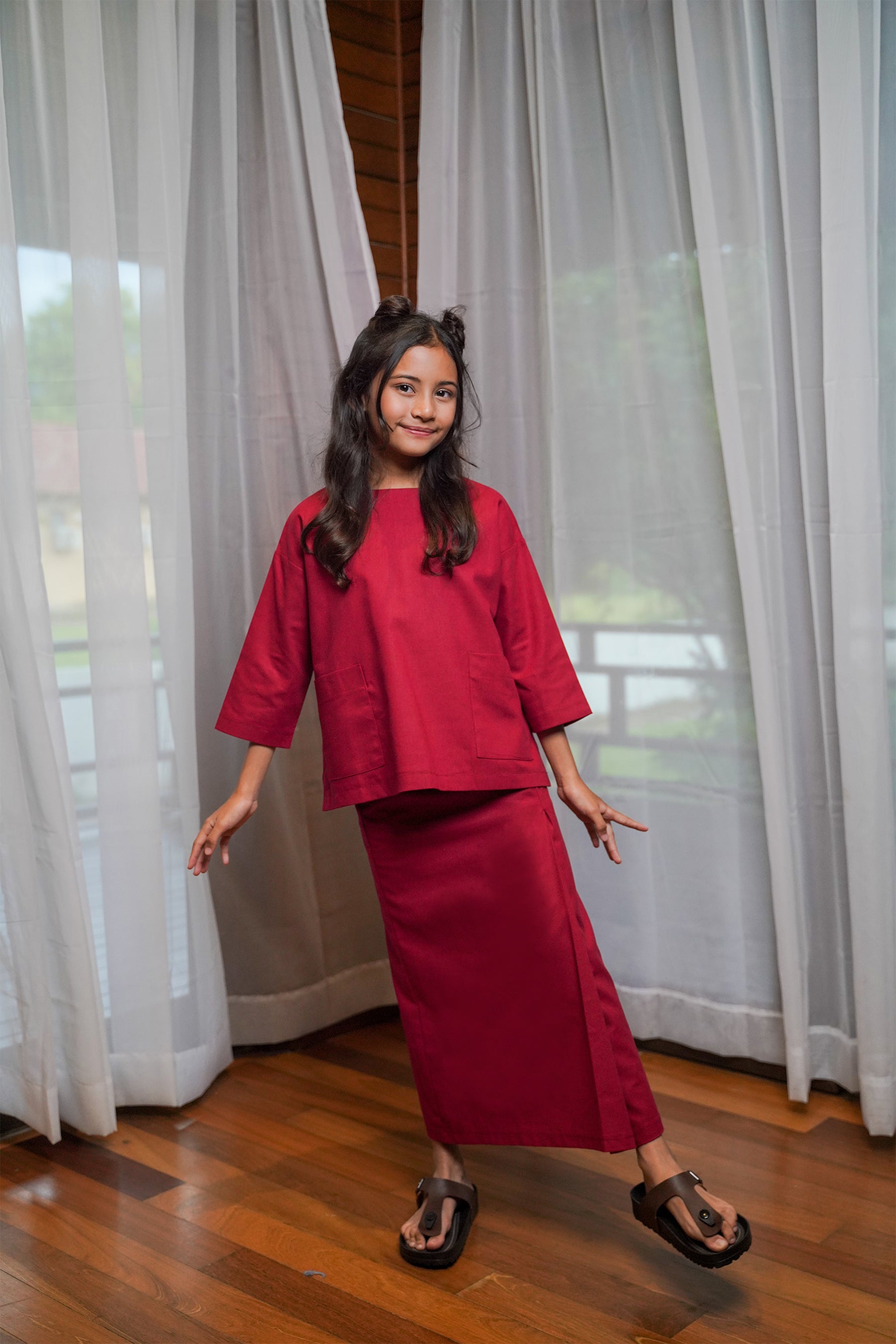 Girl Pair Pockets Boxy Blouse Red