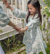 Girl Holiday Dress in Wave - Umbi