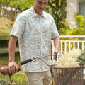 Men Holiday Shirt in Wave - Umbi