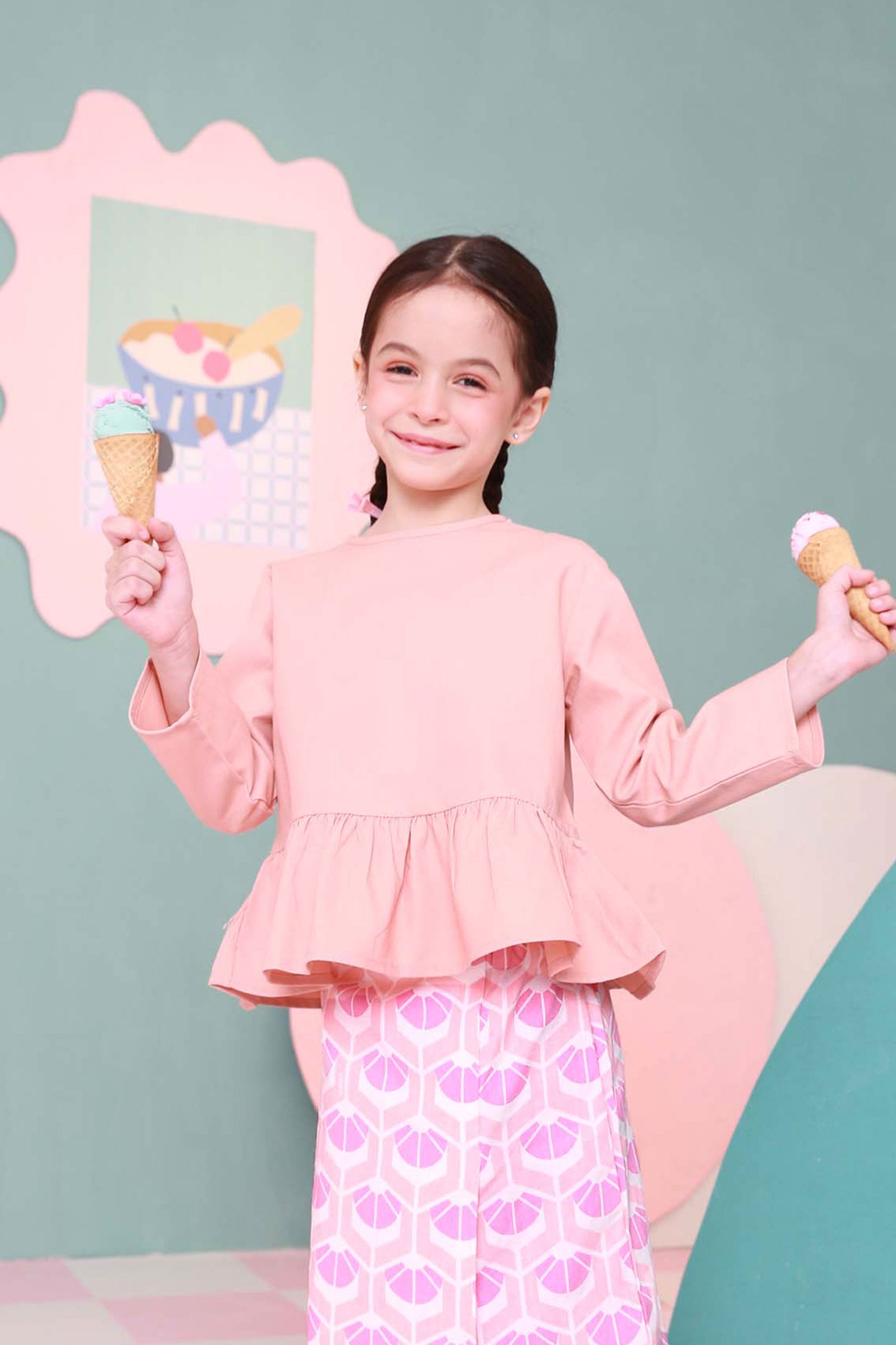 baju raya family sedondon kids girl petit ruffle blouse blush pink 