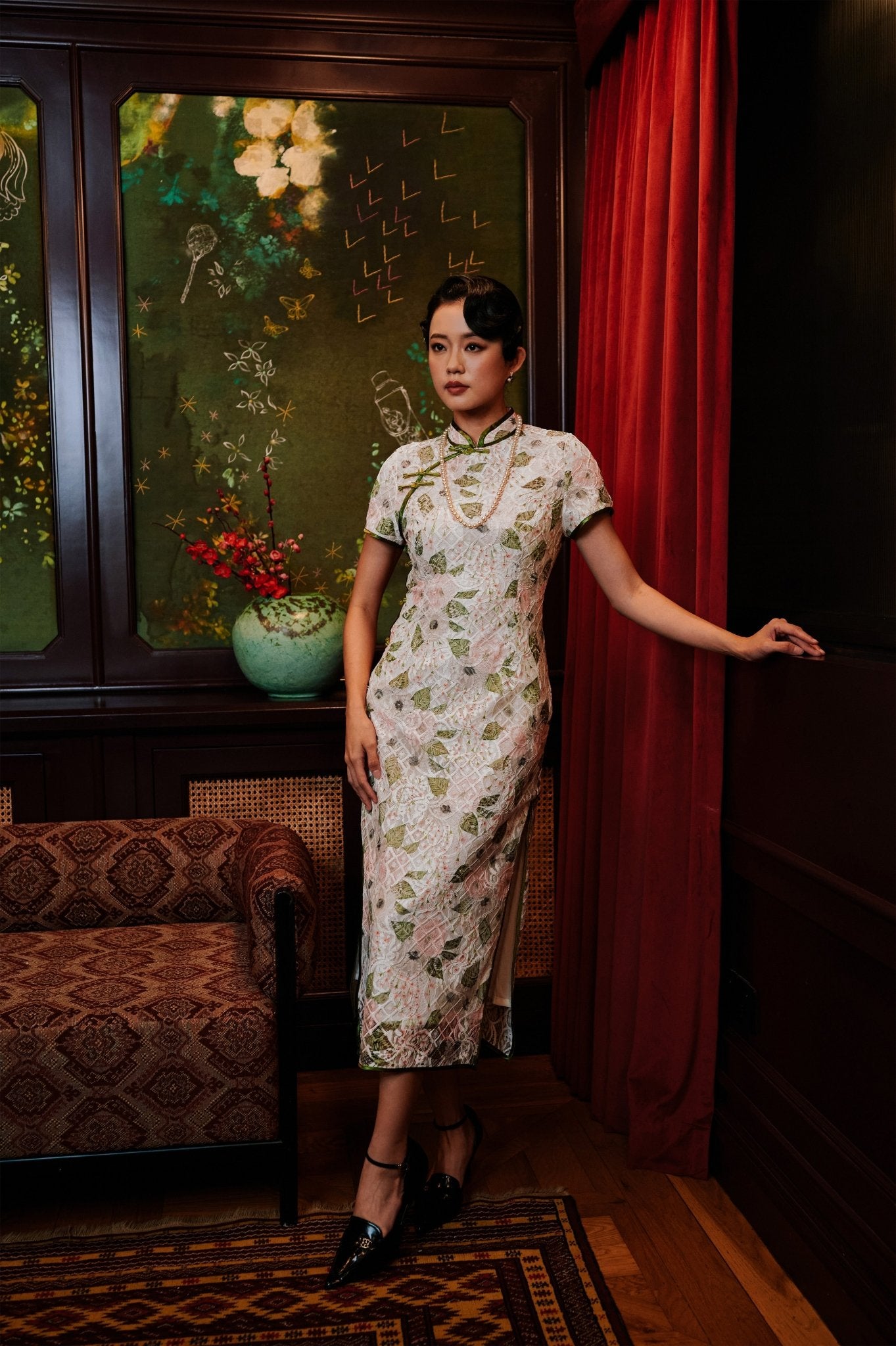 [Preorder, Deliver Mid Nov] The Huā Collection Women Fitted Cheongsam in 绮 Elegant Lace Green - Umbi