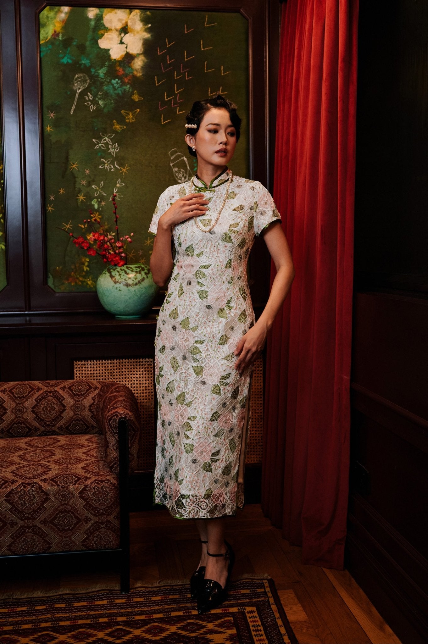 [Preorder, Deliver Mid Nov] The Huā Collection Women Fitted Cheongsam in 绮 Elegant Lace Green - Umbi