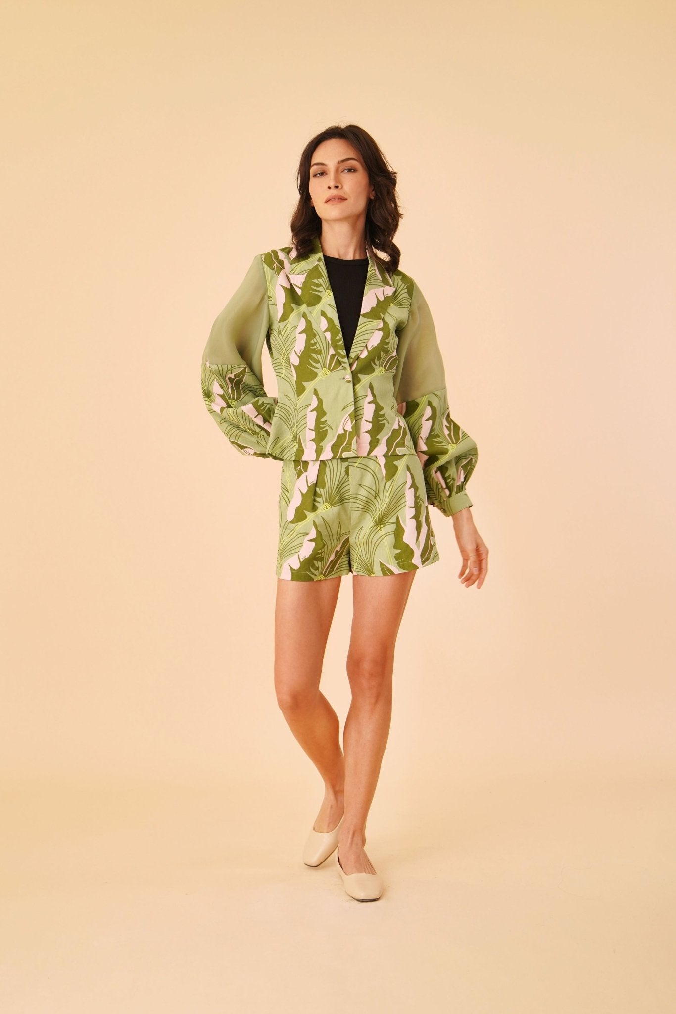 Puffer Sleeve Jacket with Shorts - Umbi