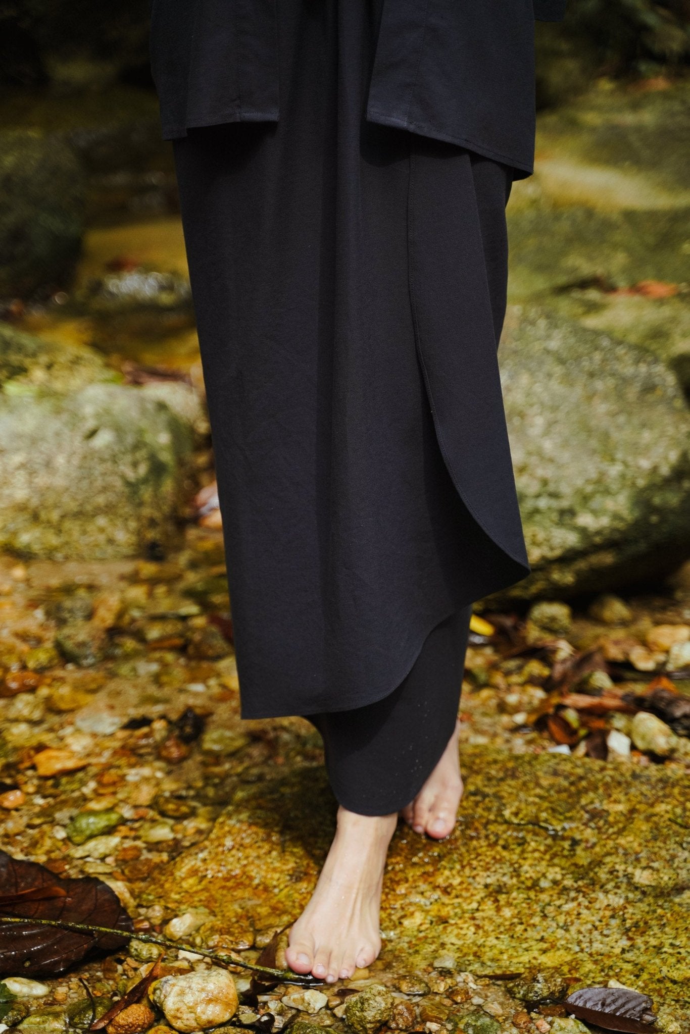 Sound of Nature Women Instant Wrap Skirt Black - Umbi