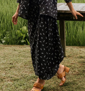 Sound of Nature Women Instant Wrap Skirt Melati Print - Umbi