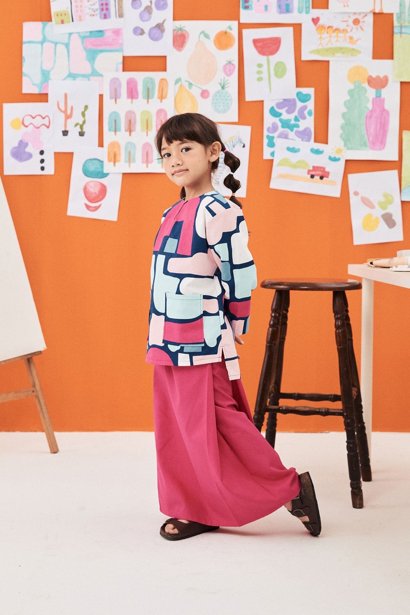 The Arte Girl Baju Kurung Top Picasso Print - Umbi