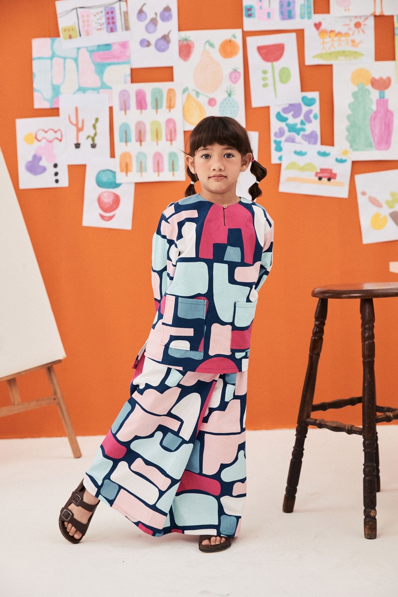 The Arte Girl Classic Skirt Picasso Print - Umbi