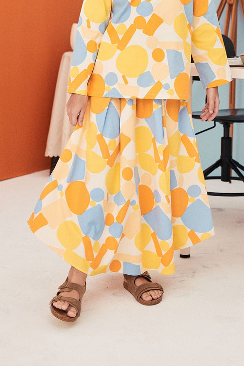 The Arte Girl Teacup Skirt Starry Print