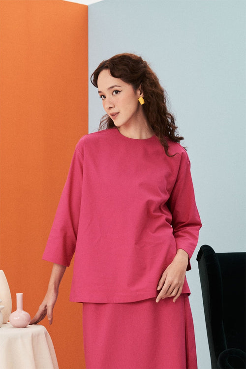 The Arte Women Boxy Blouse Fuchsia