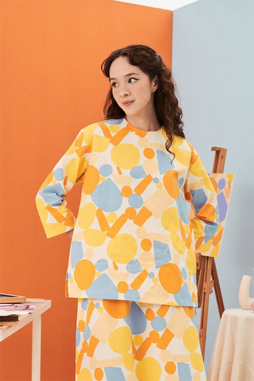 The Arte Women Boxy Blouse Starry Print