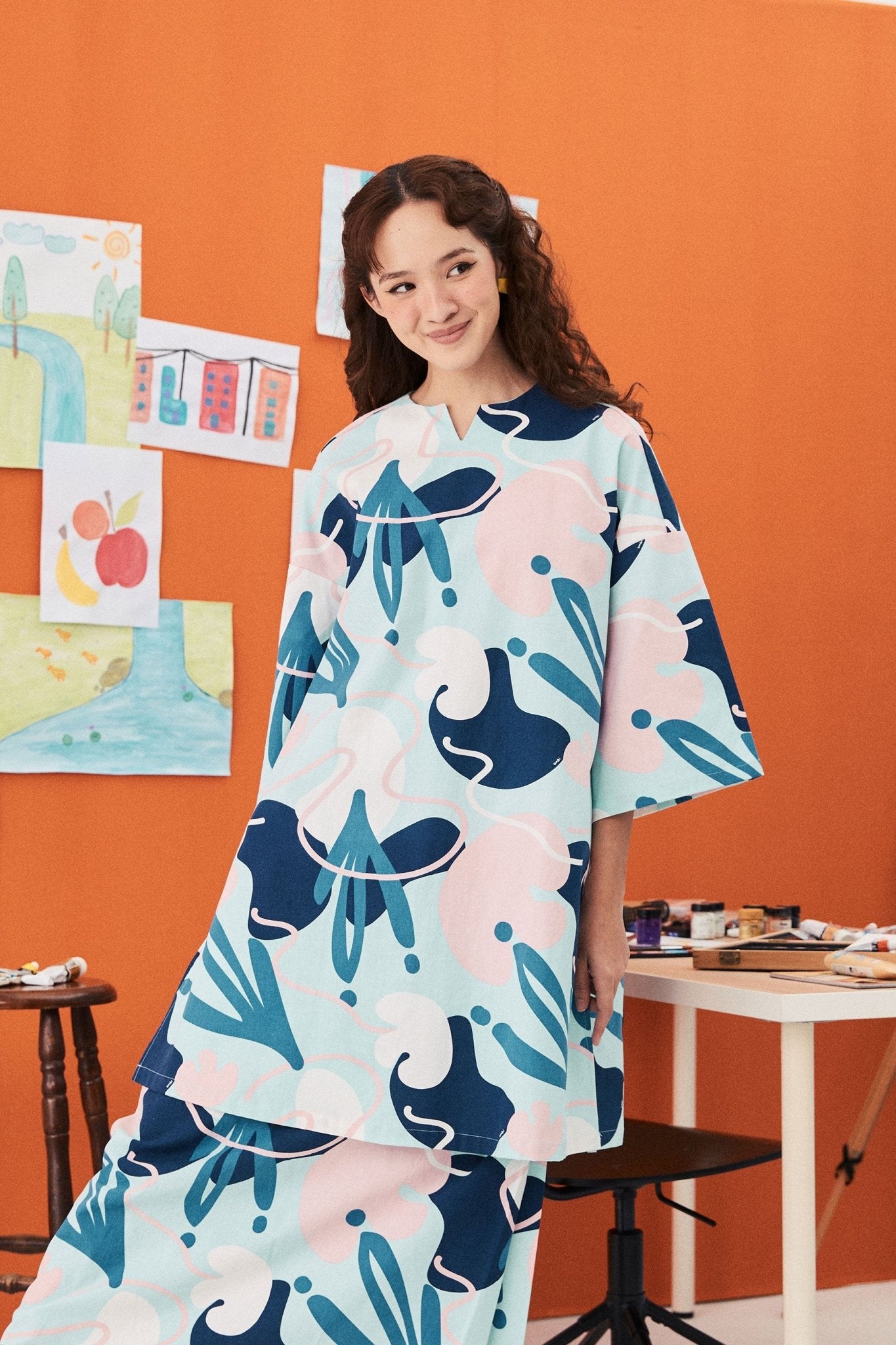 The Arte Women Long Kurung Top Monet Print - Umbi