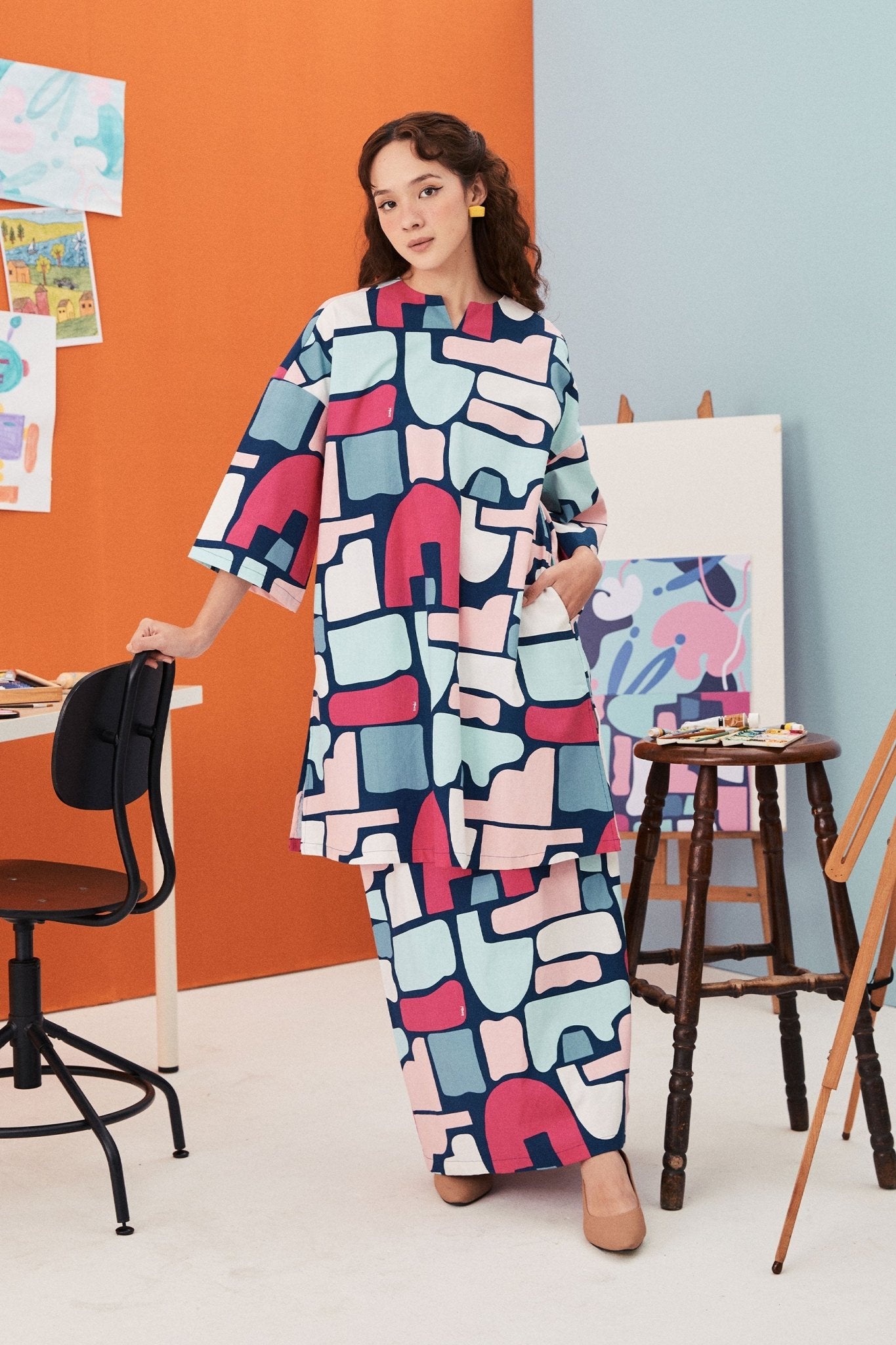 The Arte Women Long Kurung Top Picasso Print - Umbi