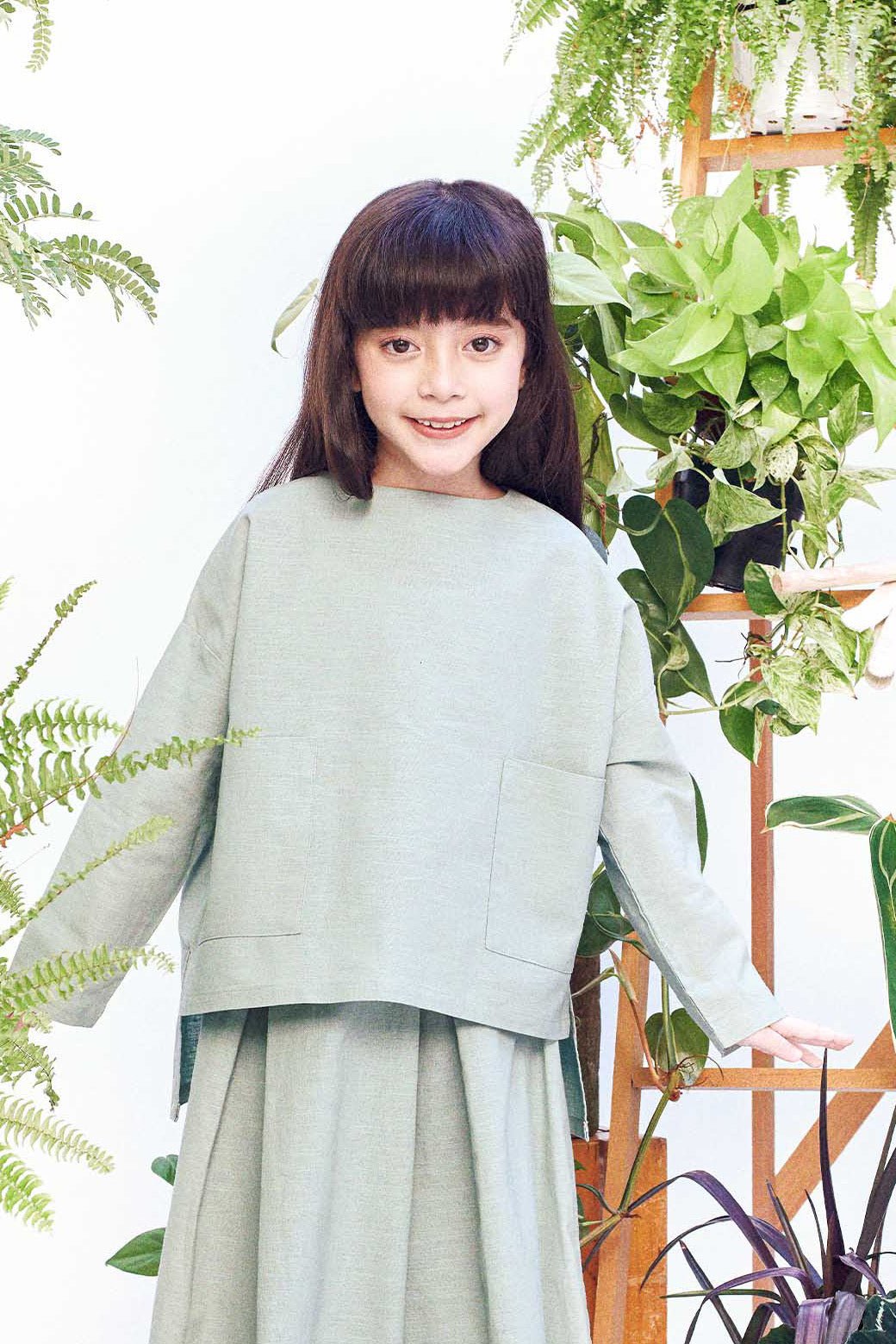 The Bumi Boxy Blouse Sage Green - Umbi