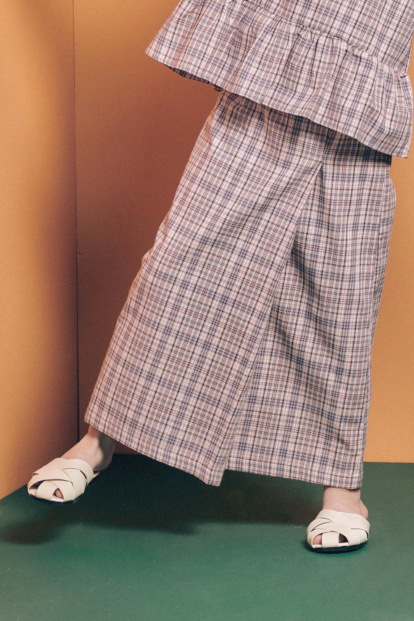 The Cahya Classic Skirt Checked Print - Umbi