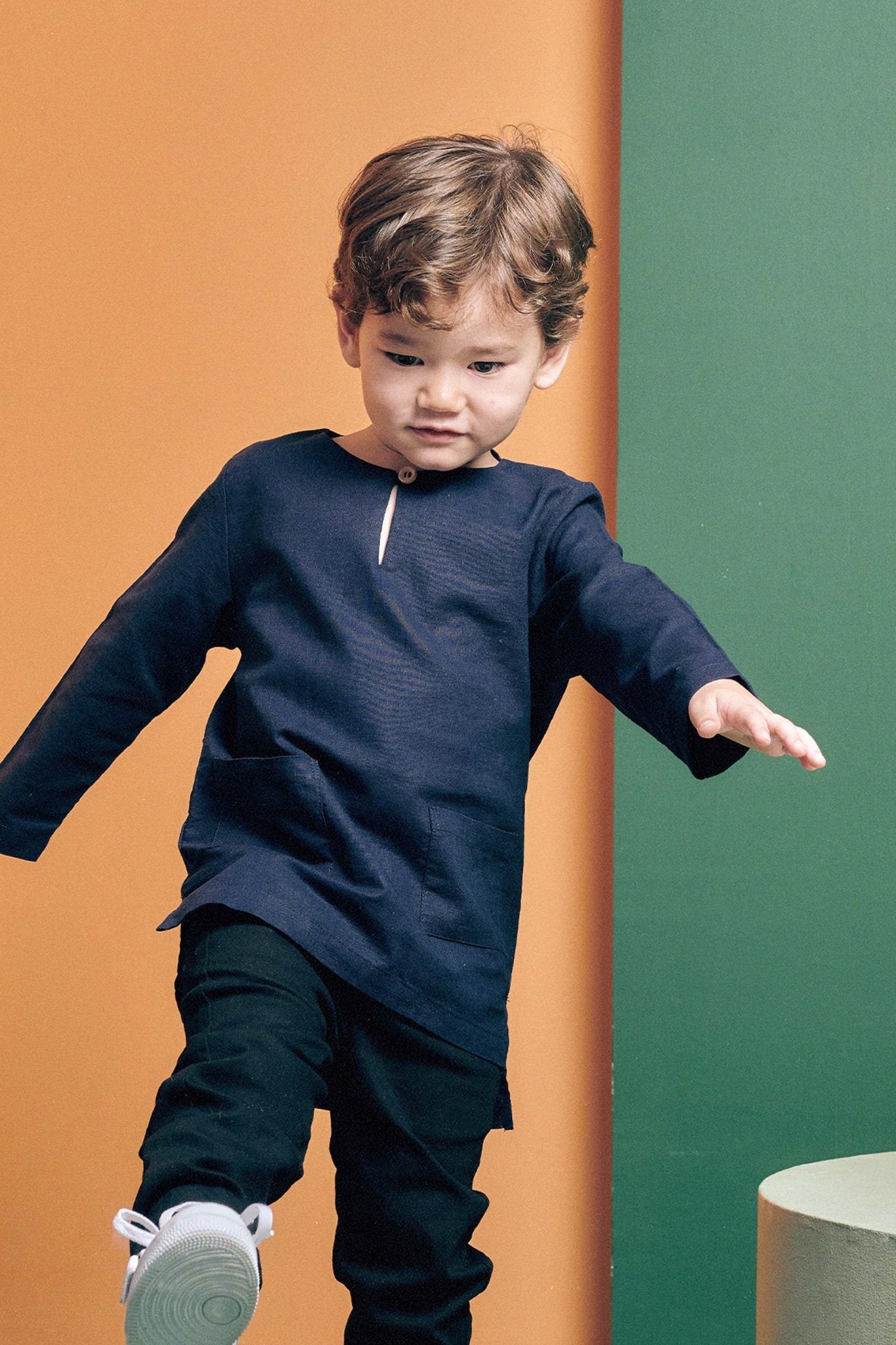 The Cahya Slim Fit Teluk Belanga Navy Blue - Umbi