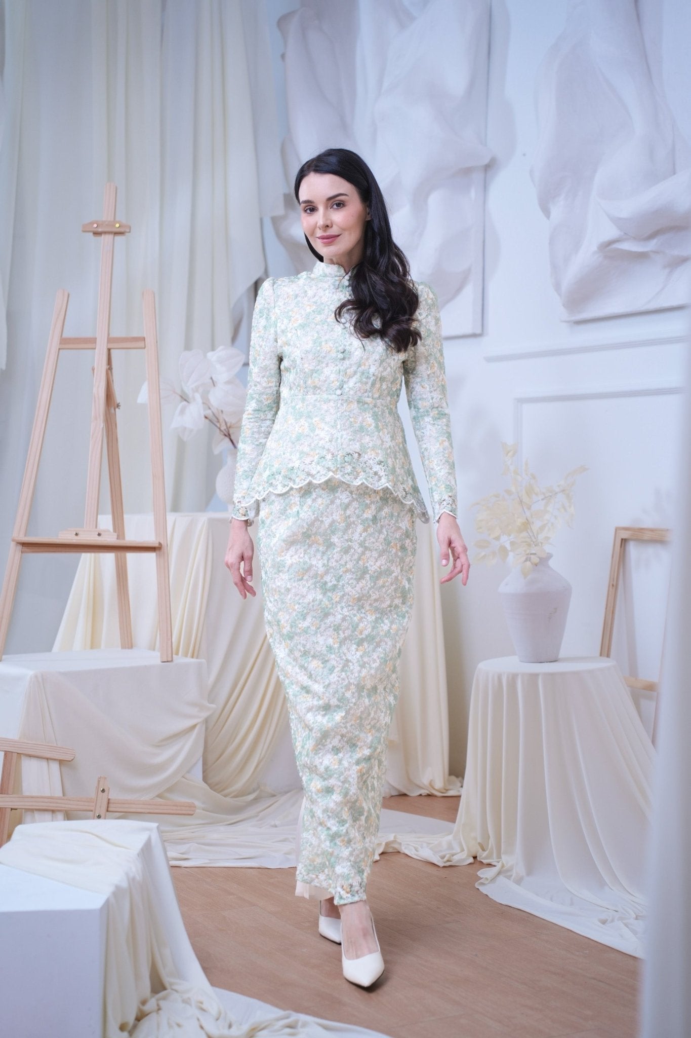 The Canvas Collection Women Alisa Kurung Set Green Floral Lace - Umbi