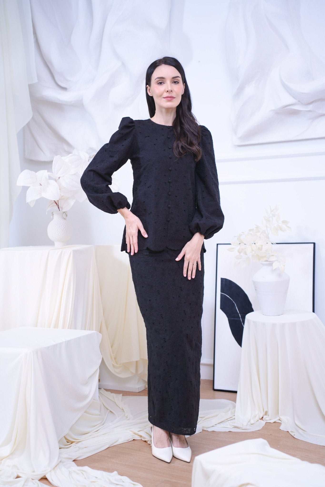 The Canvas Collection Women Amelia Kurung Set Black Lace - Umbi