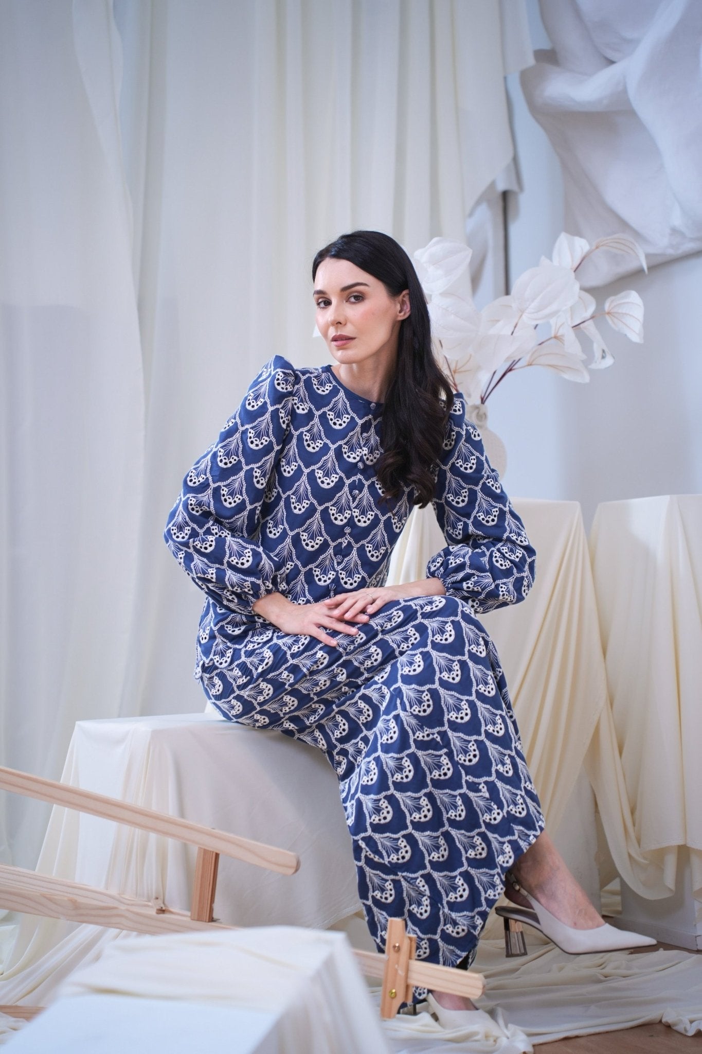 The Canvas Collection Women Amelia Kurung Set Navy Blue Lace - Umbi