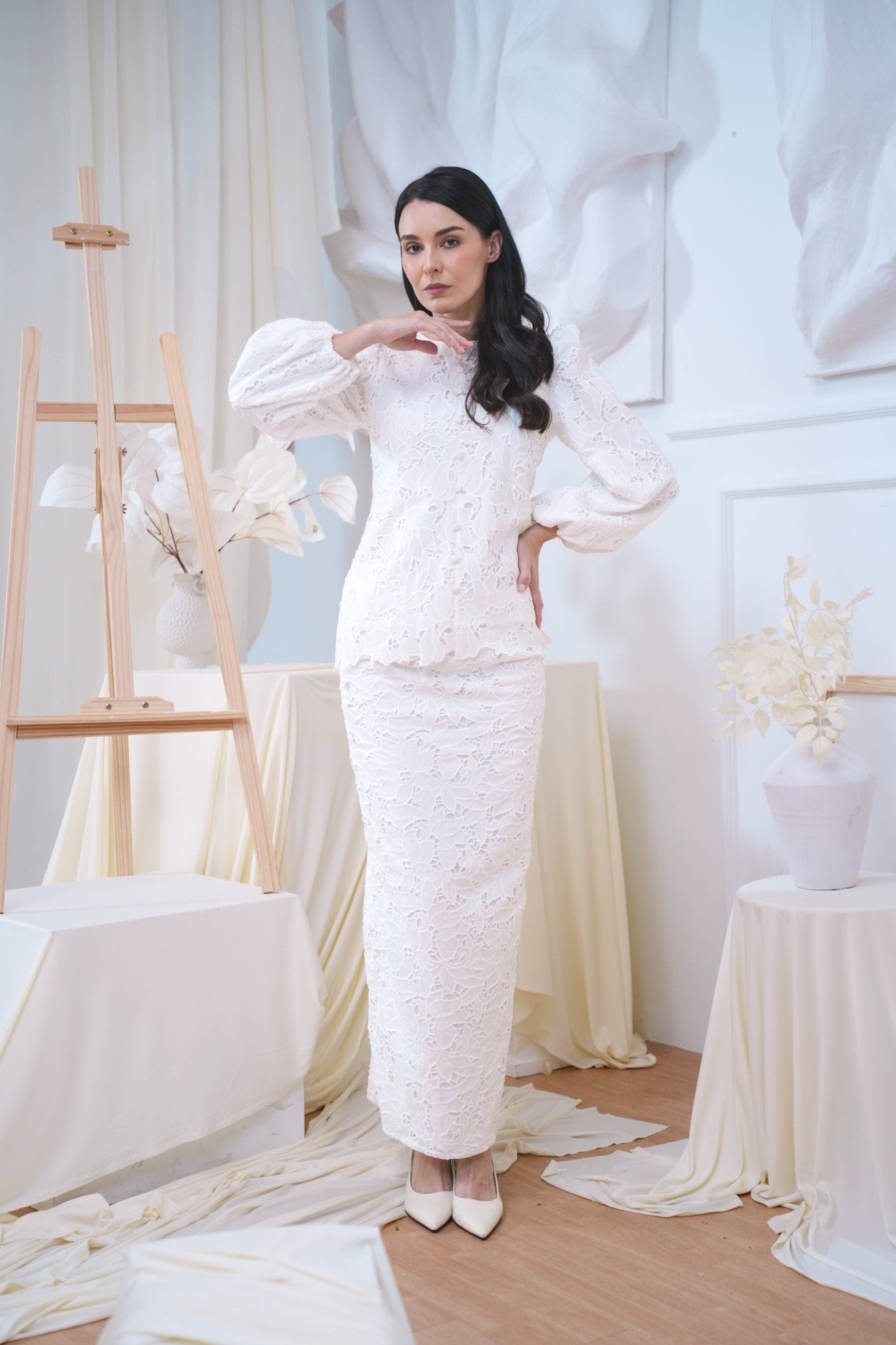 The Canvas Collection Women Amelia Kurung Set White Lace - Umbi