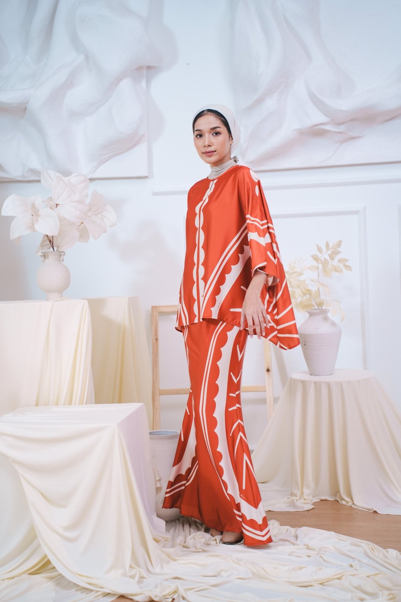The Canvas Collection Women Saloma Kaftan Set Burnt Orange Matahari Print - Umbi