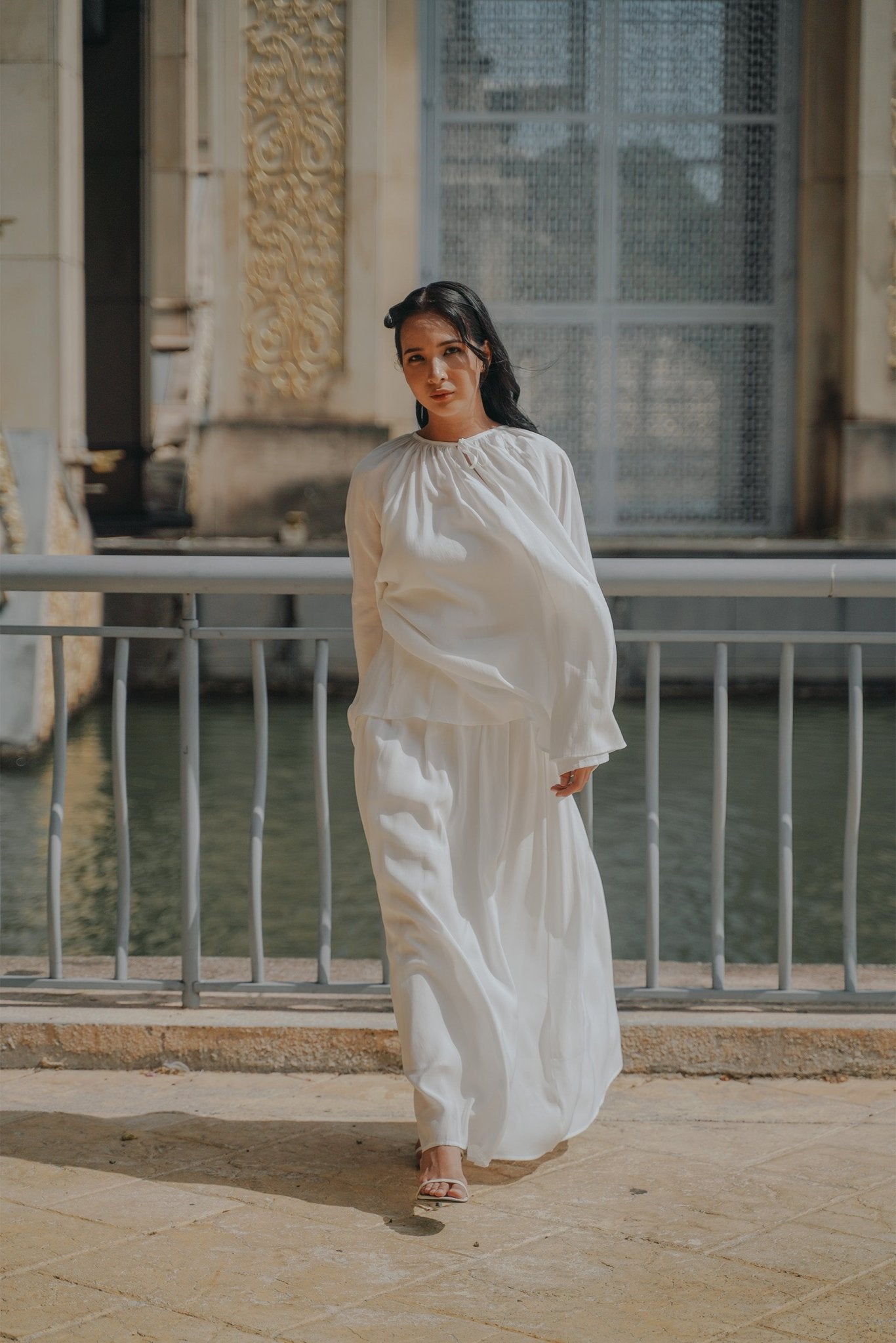 The City Breeze Pt.2 Women Airy Blouse White - Umbi