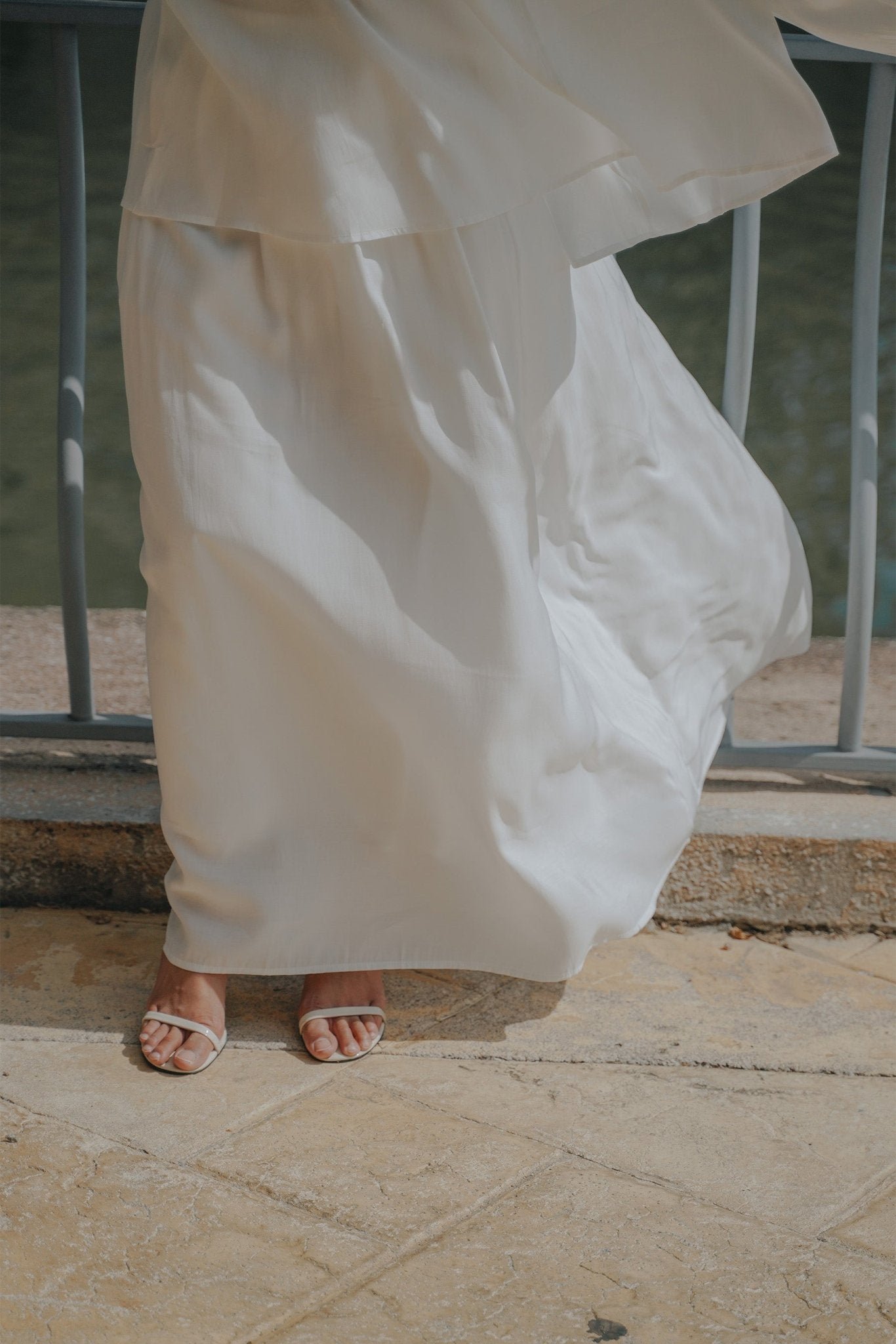 The City Breeze Pt.2 Women Airy Skirt White - Umbi