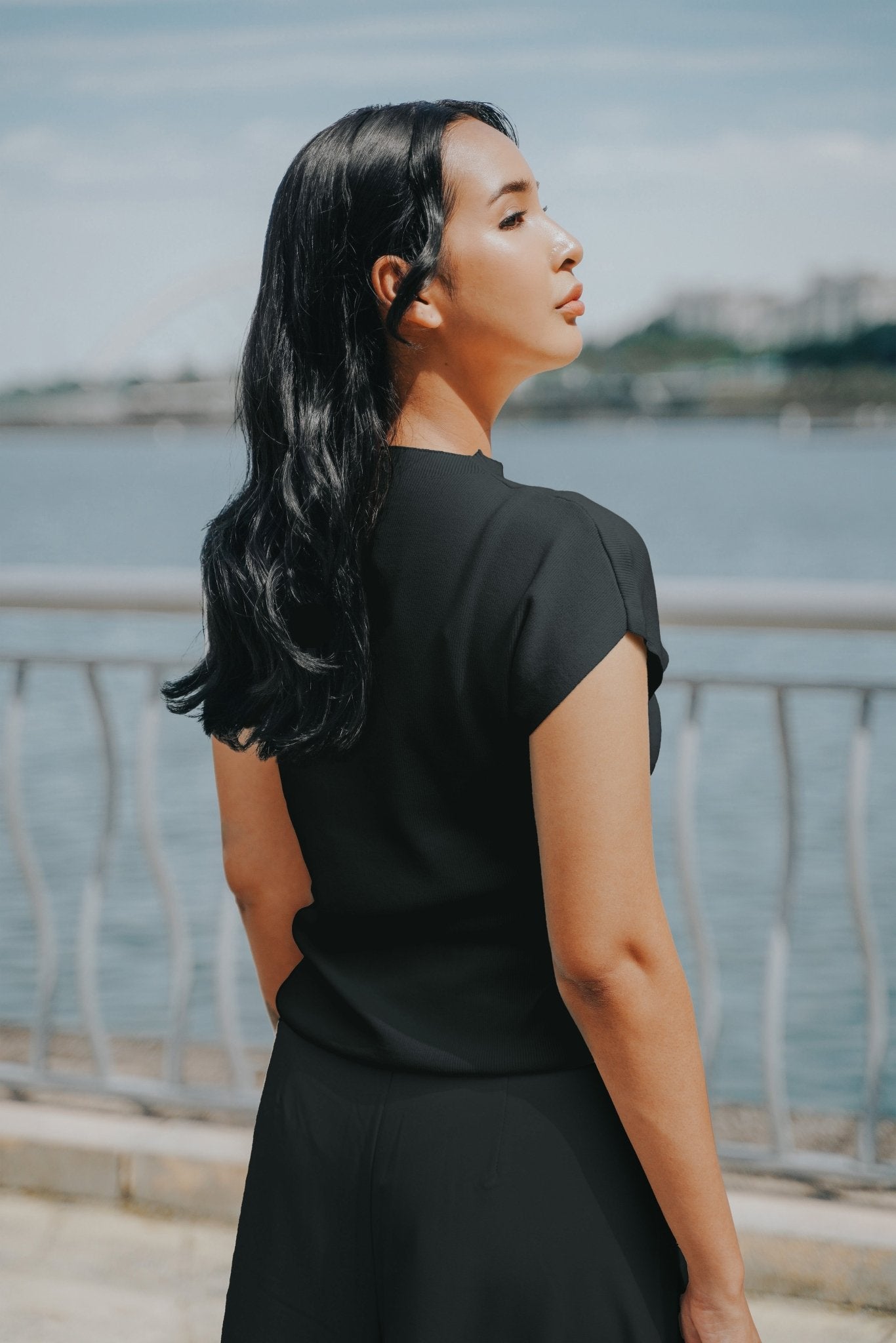 The City Breeze Pt.2 Women Short Sleeves Knit Top Black - Umbi