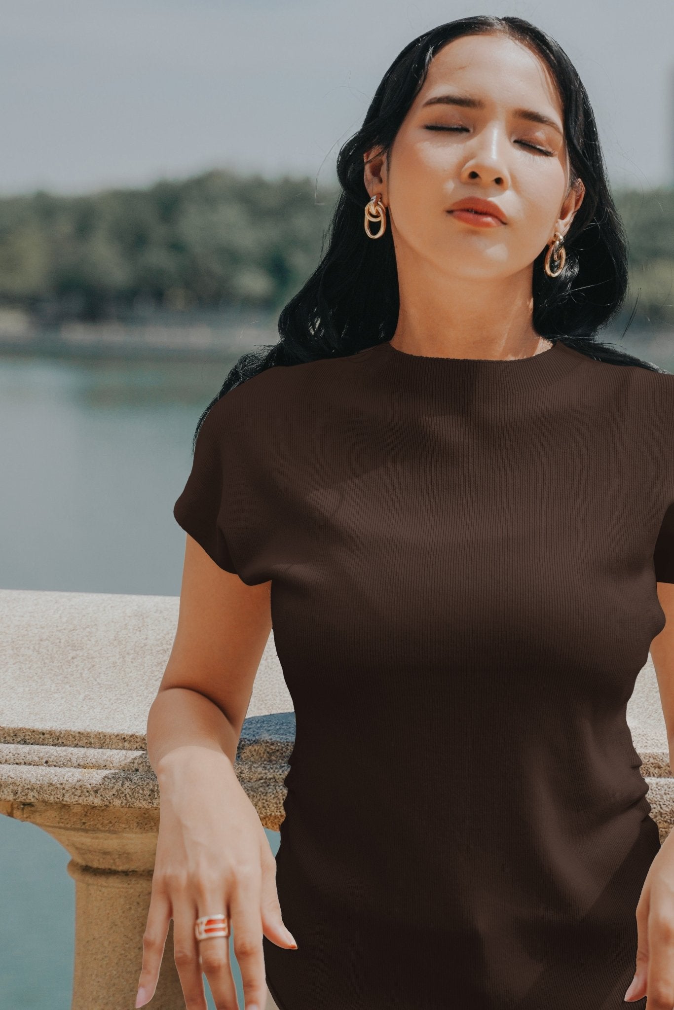 The City Breeze Pt.2 Women Short Sleeves Knit Top Dark Chocolate - Umbi