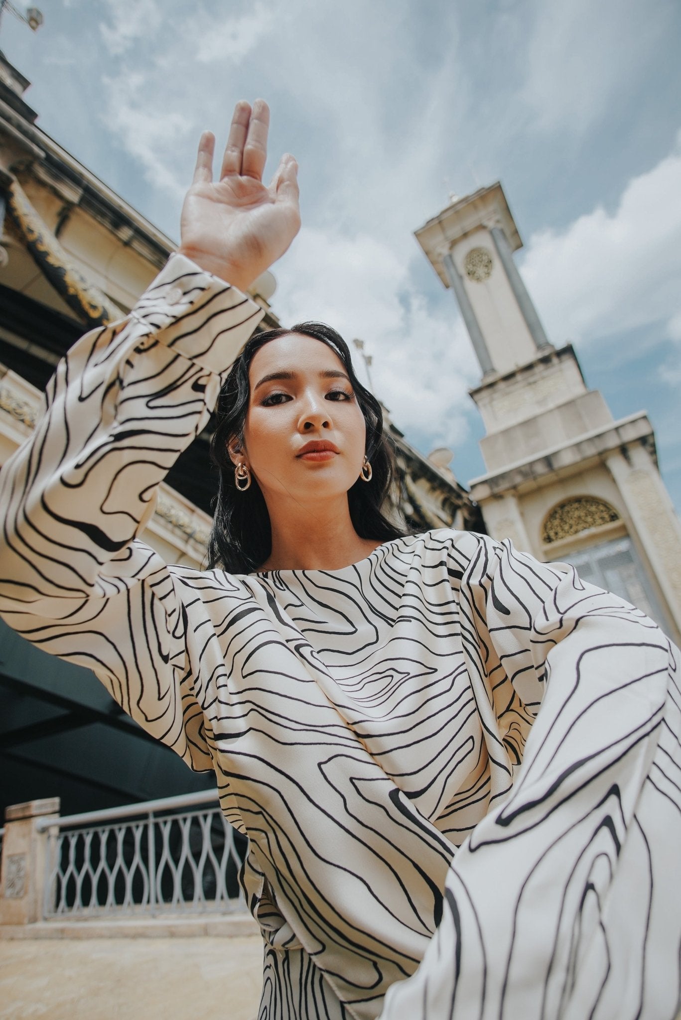 The City Breeze Pt.2 Women Wrap Satin Blouse Cream Wave - Umbi