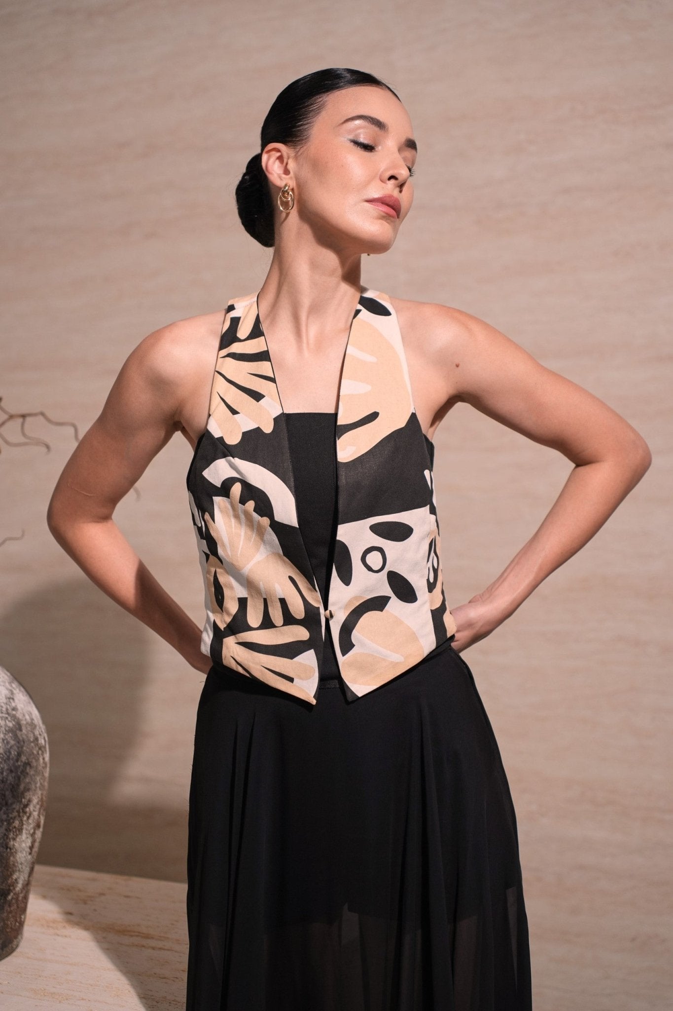 The Collar Series: Beach Parties - Umbi