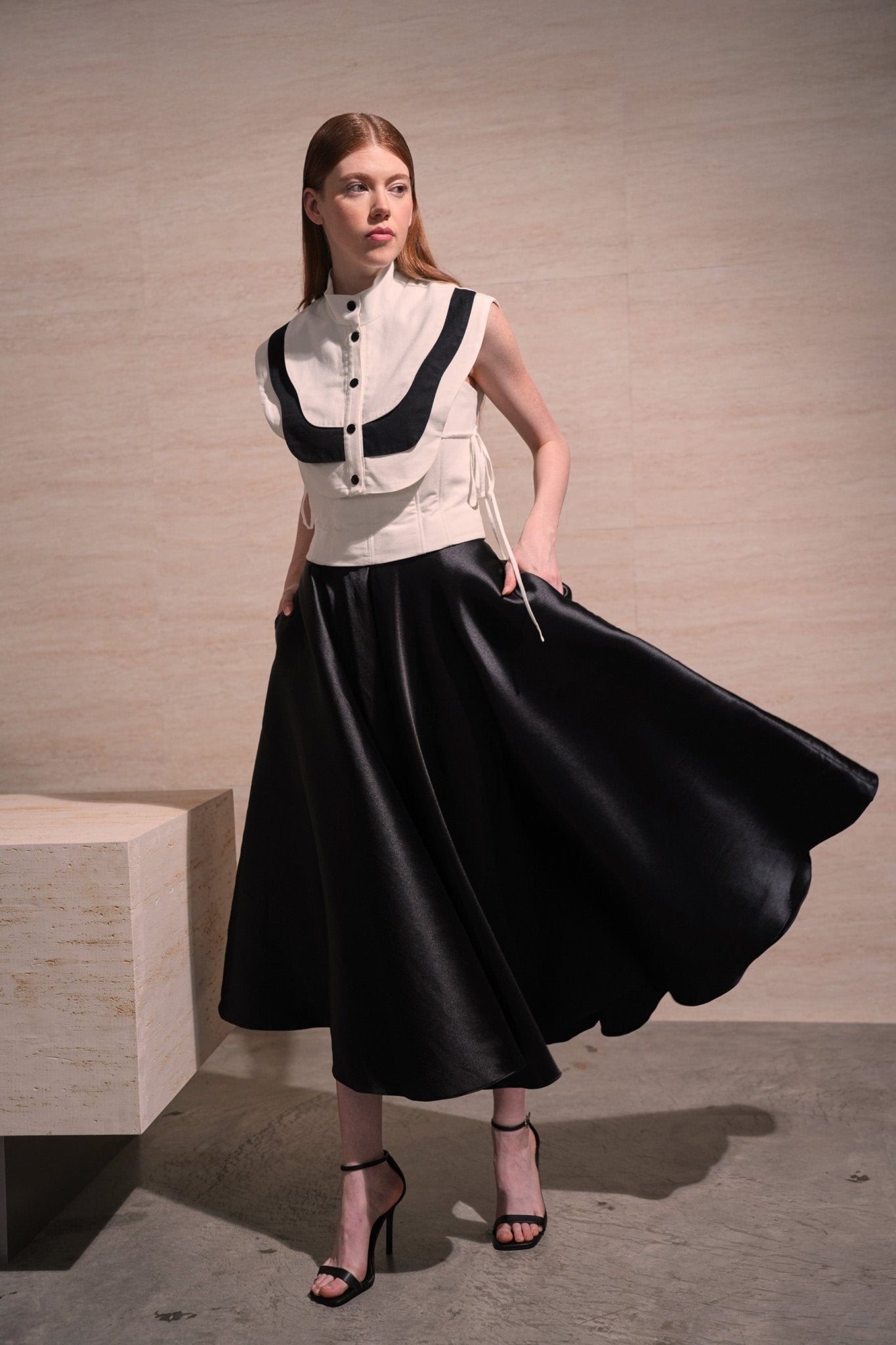 The Collar Series: Formal Functions - Umbi