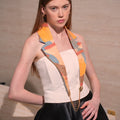 The Collar Series: Shopping Chic - Umbi