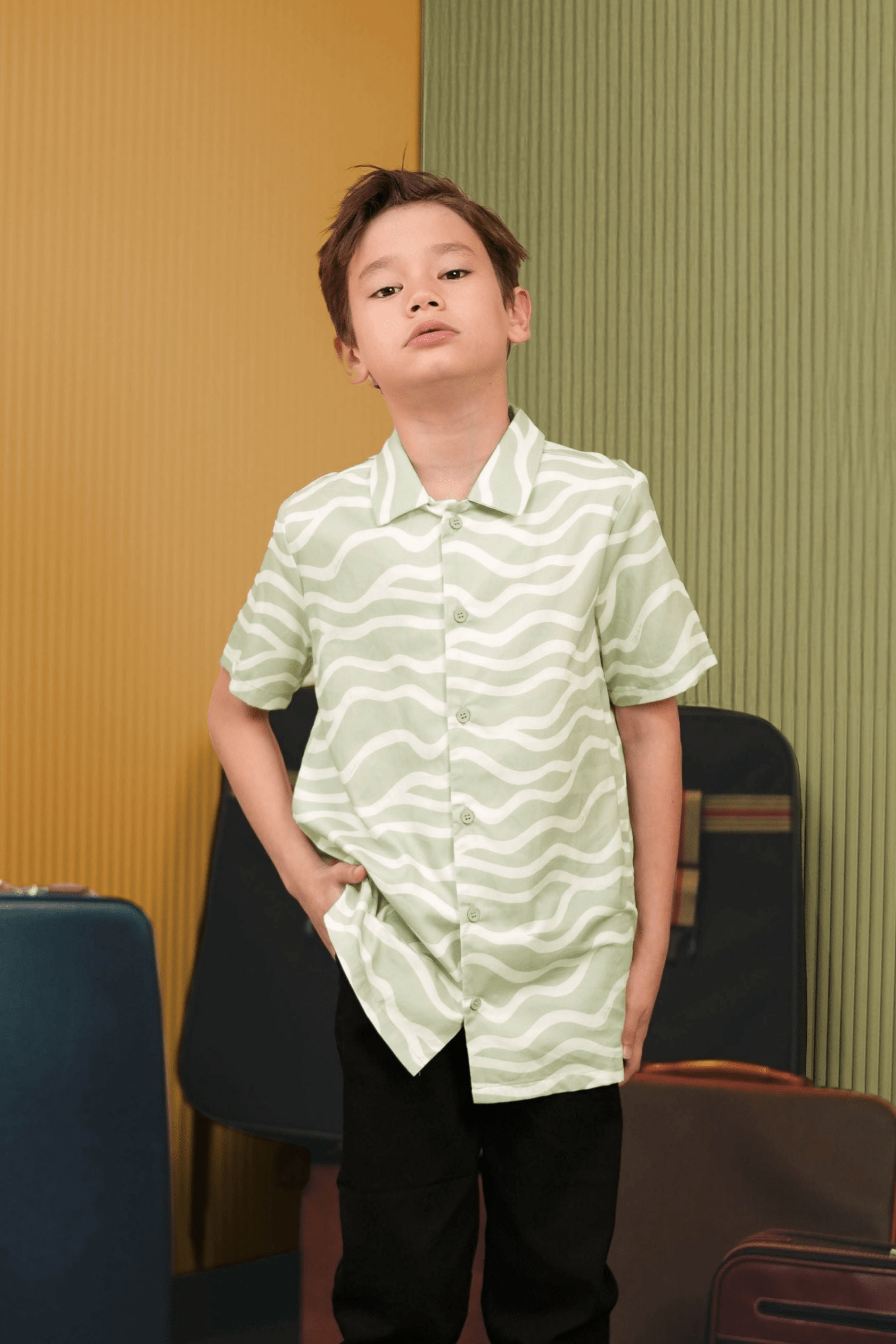 The Early Check - in Collection Boy Hawaii Shirt in Meadow Print - Umbi