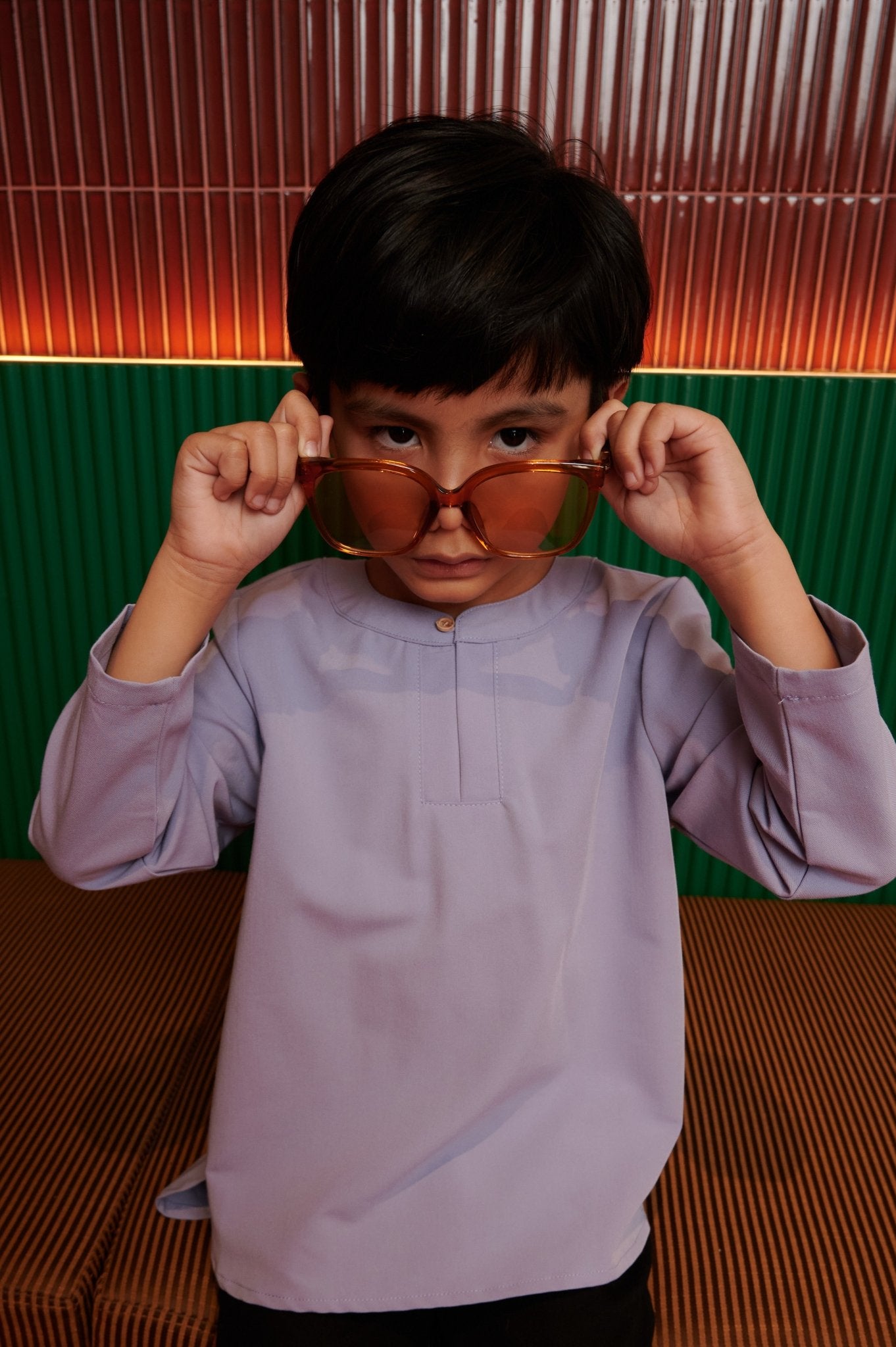 The Early Check - in Collection Boy Teluk Belanga in Lilac - Umbi